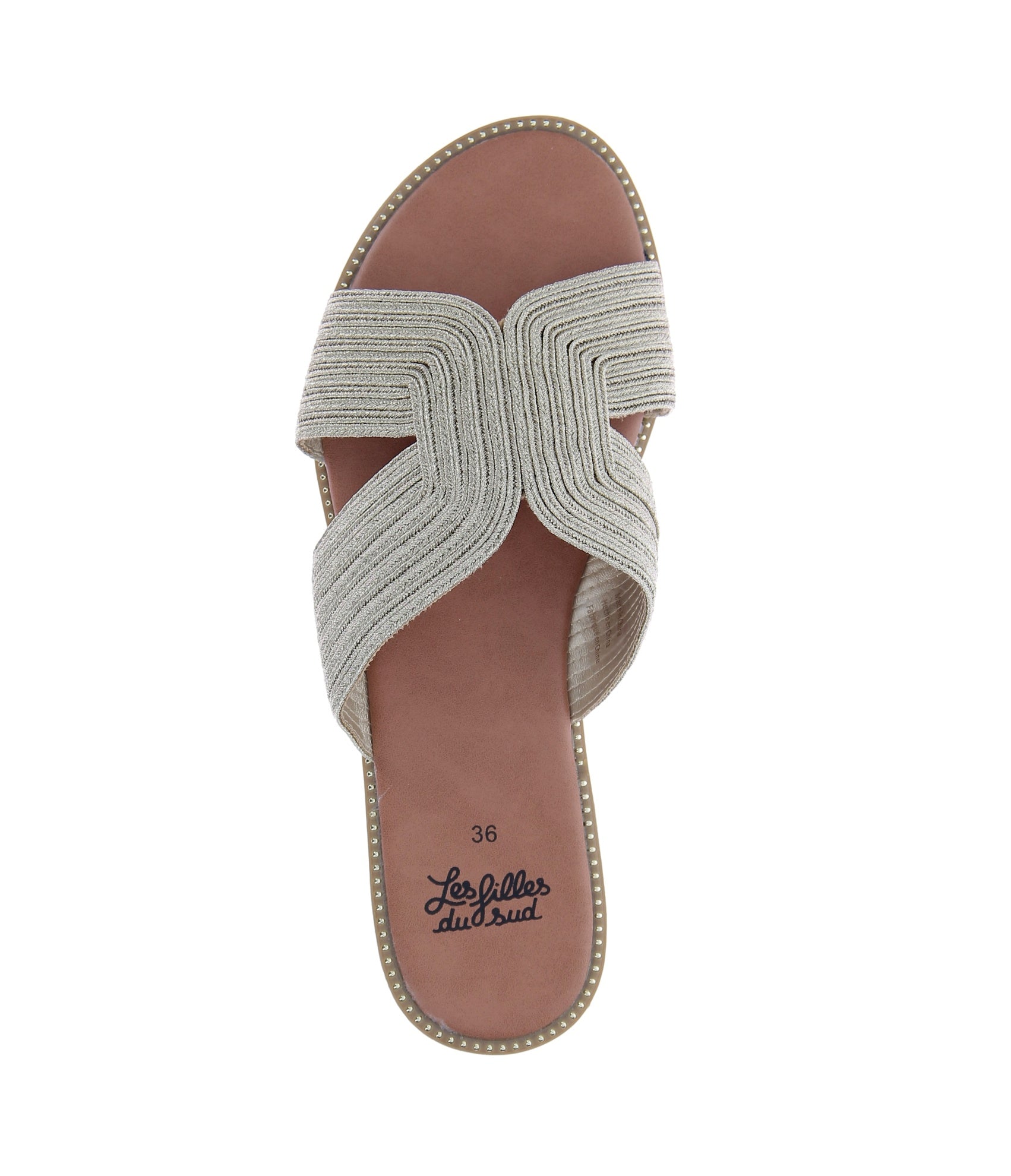 0010001688743595841_0004