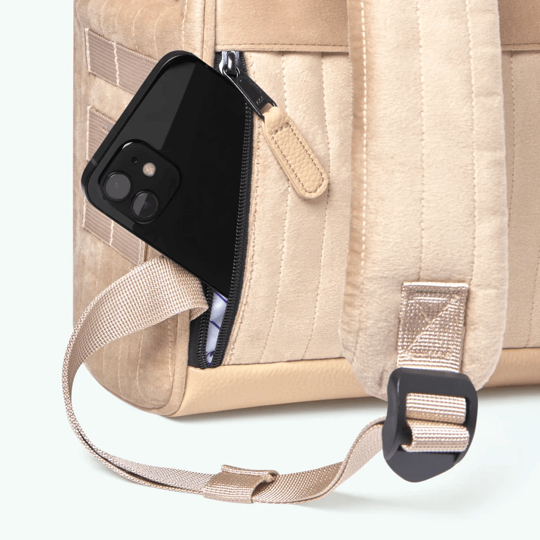 105342545698499_0009