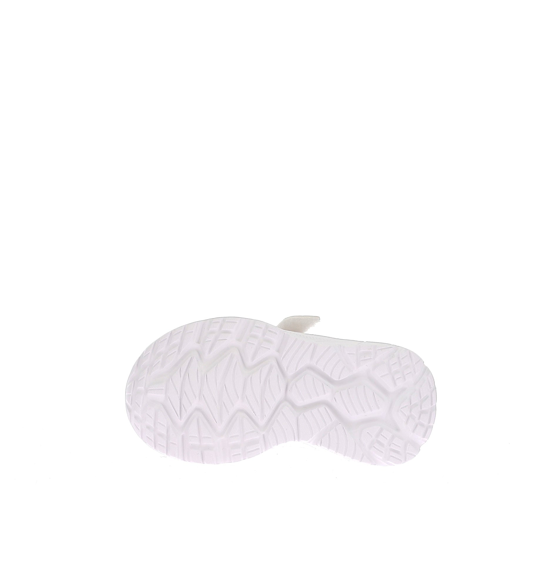 106824930520256_0005