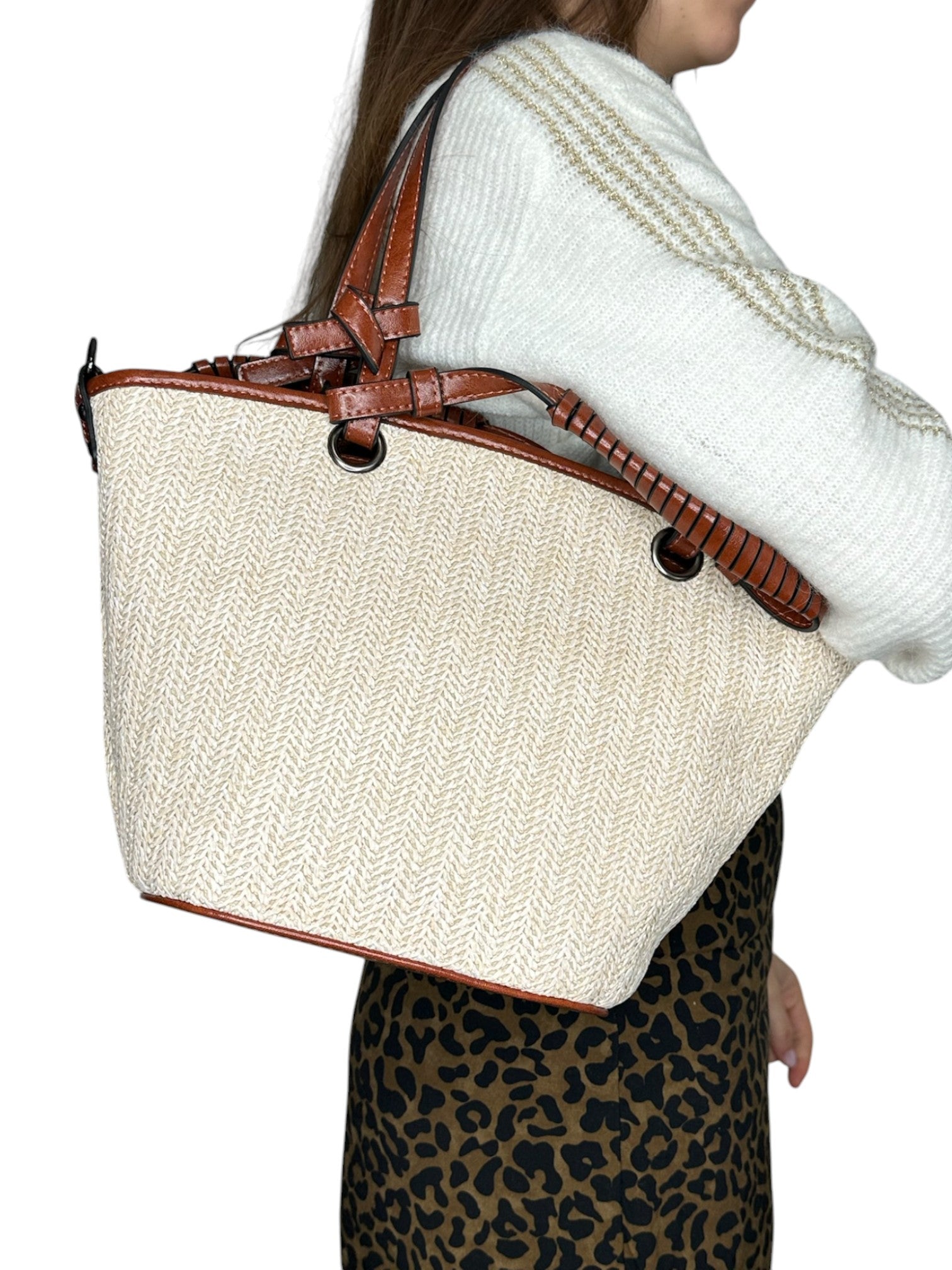 108185402481793_0000