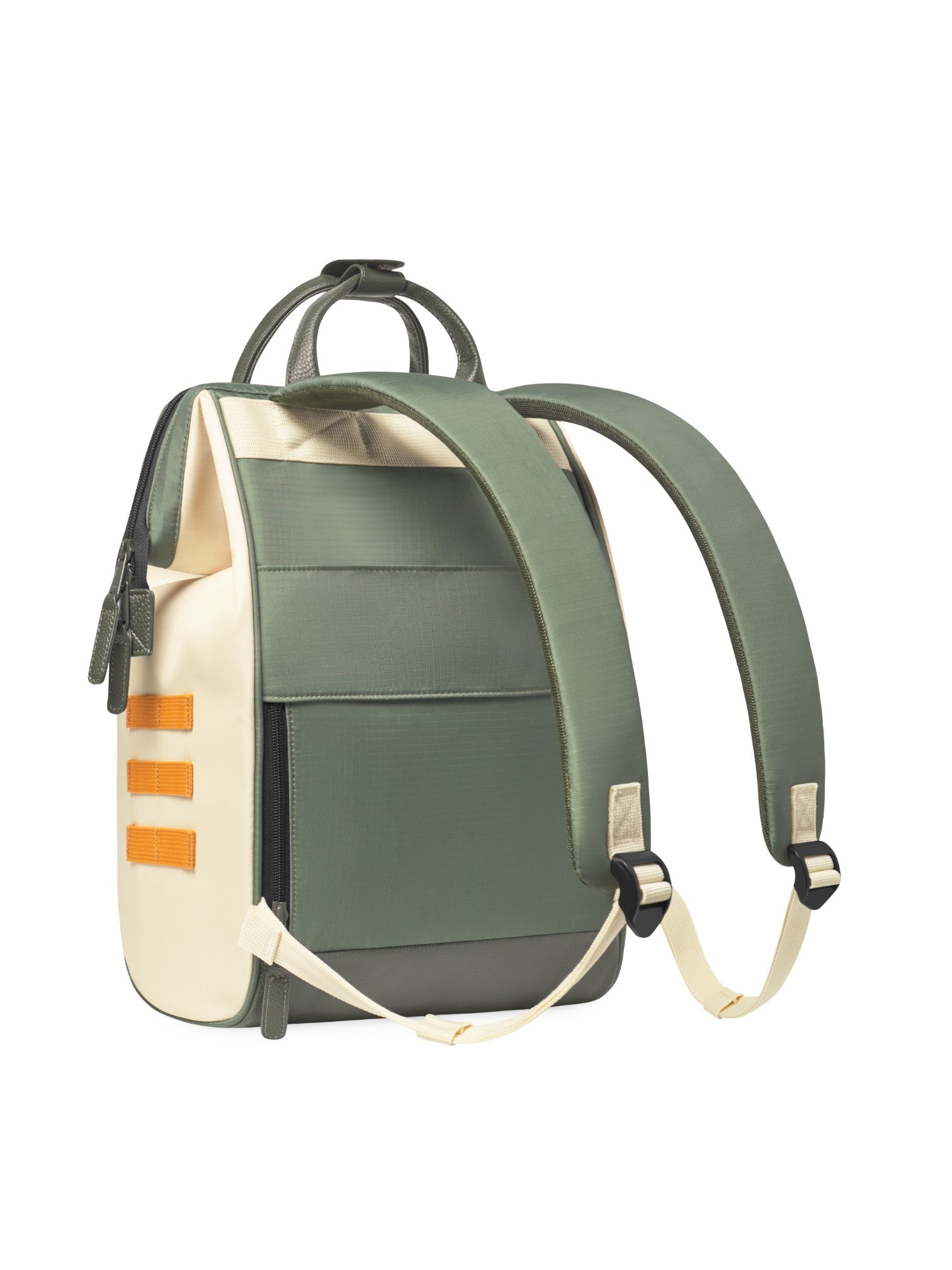 108839760462435_0004