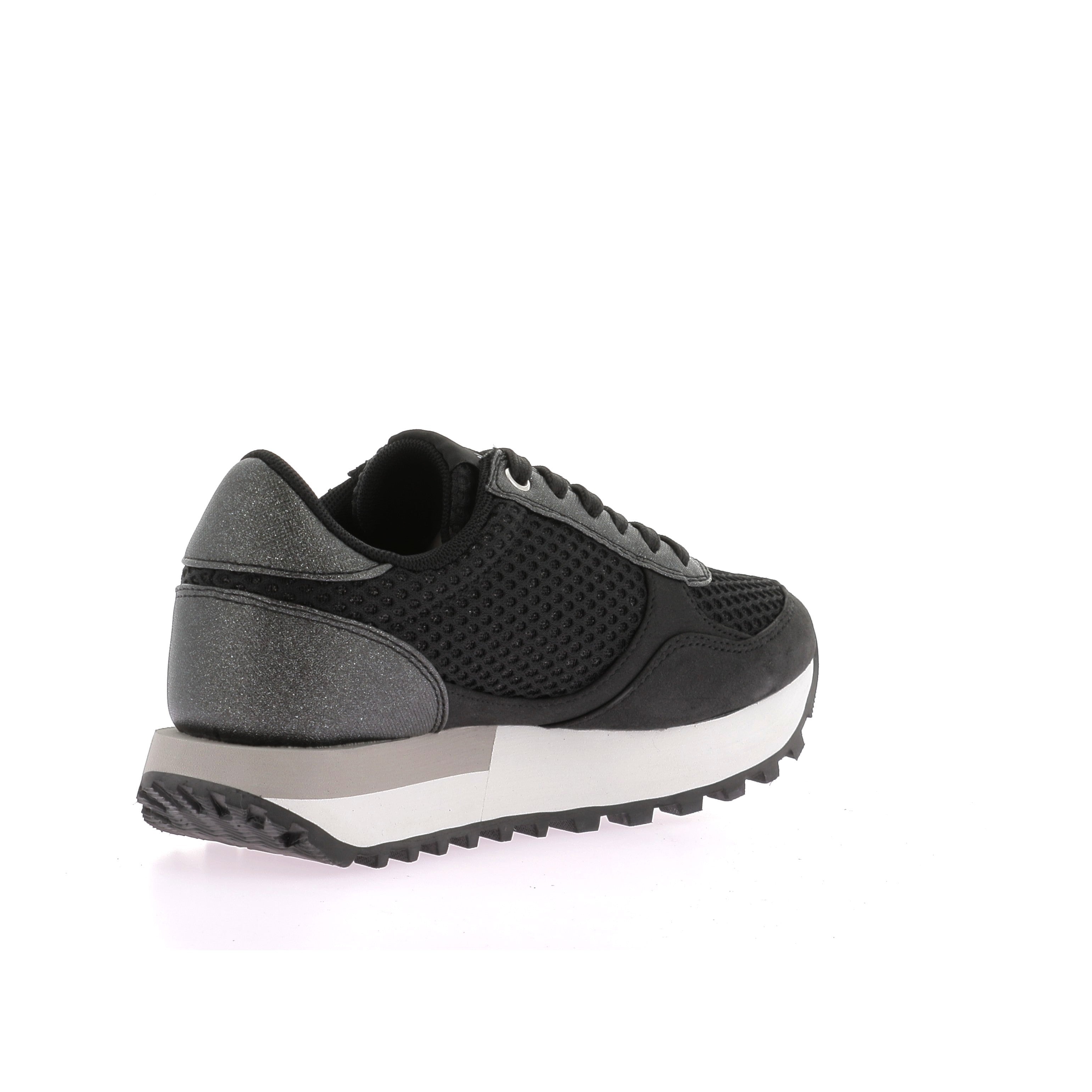 109581832465635_0003