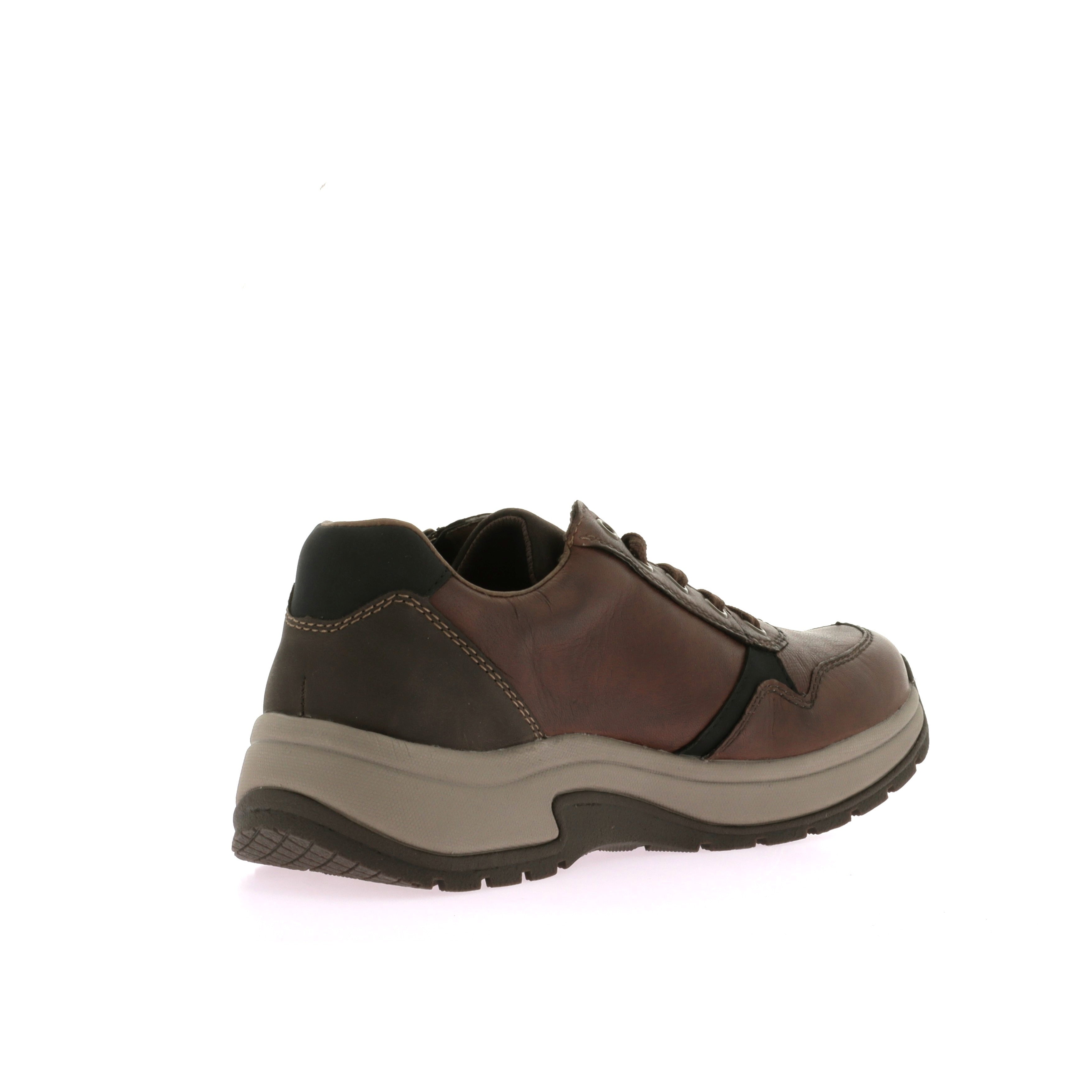 109899492303886_0003