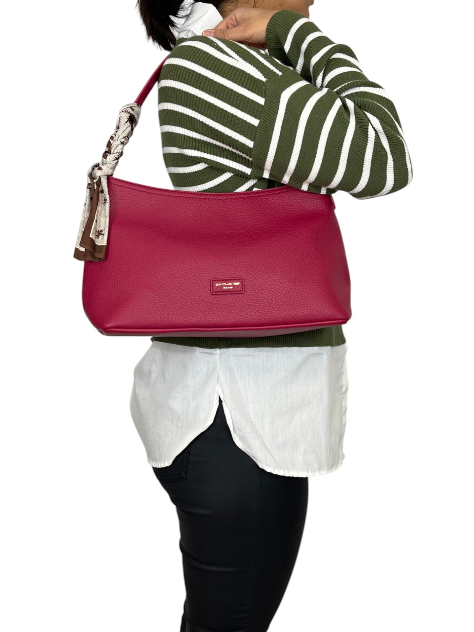 110144323298541_0000