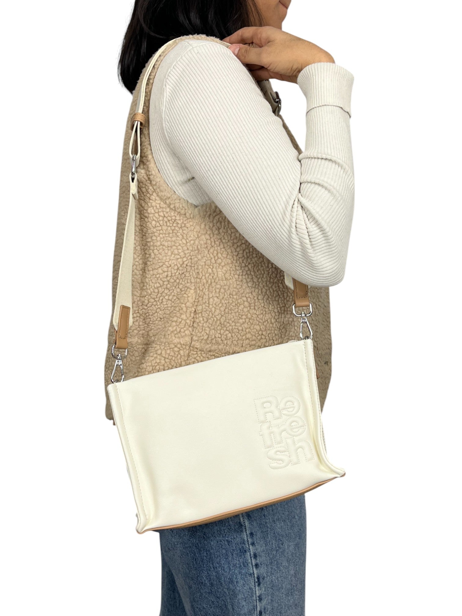 110623695603729_0001