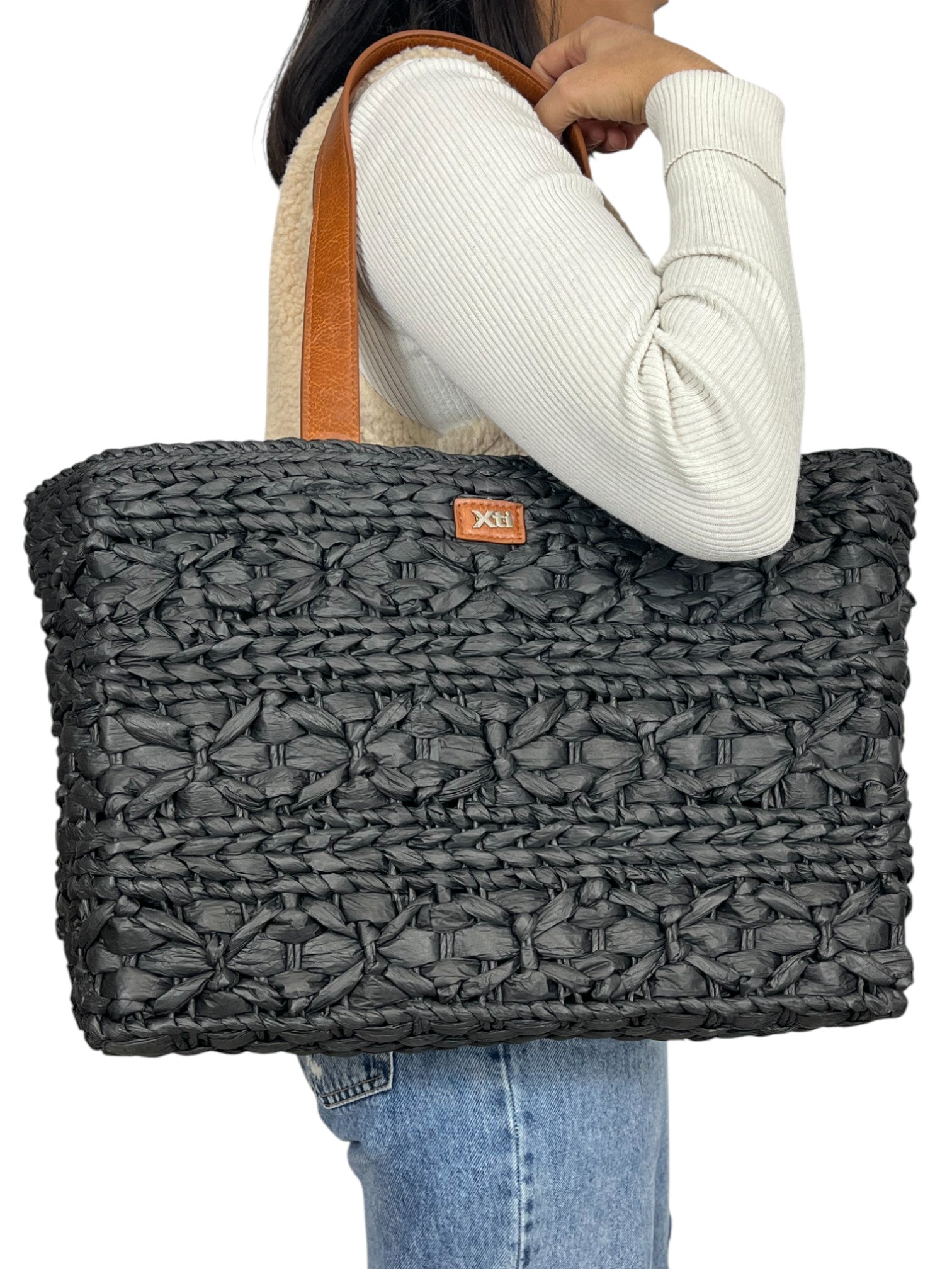 110629914156787_0000