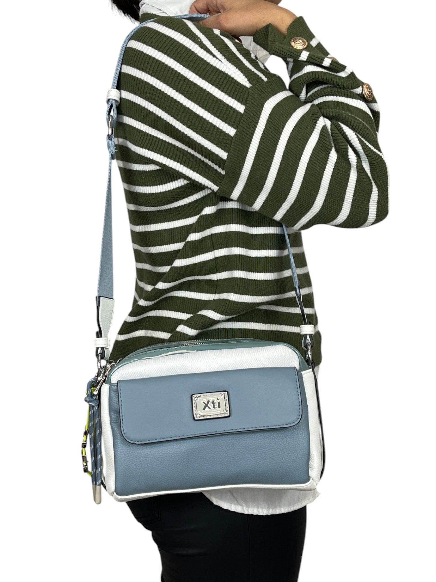 110640733103465_0000