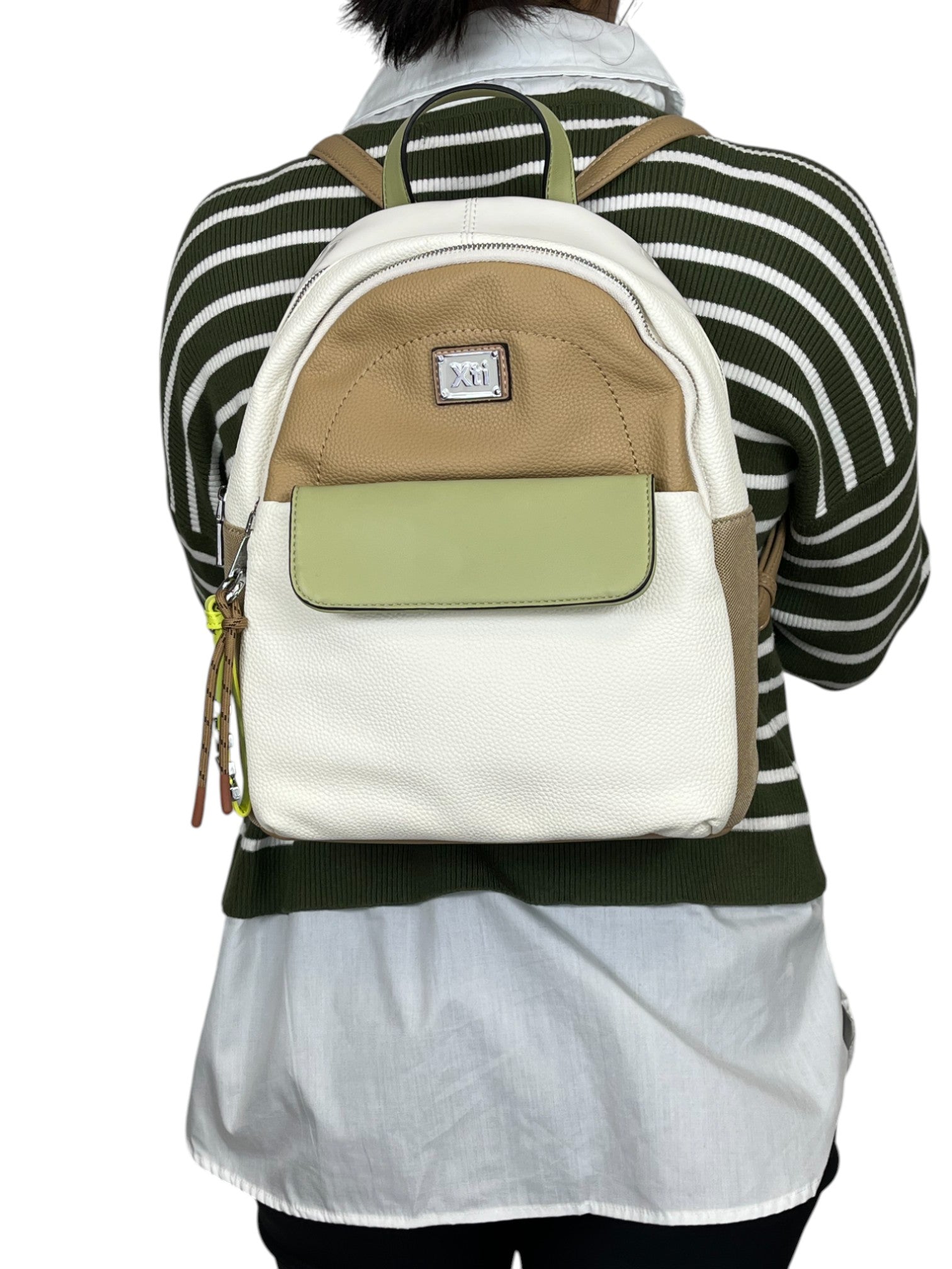 110641306552177_0001