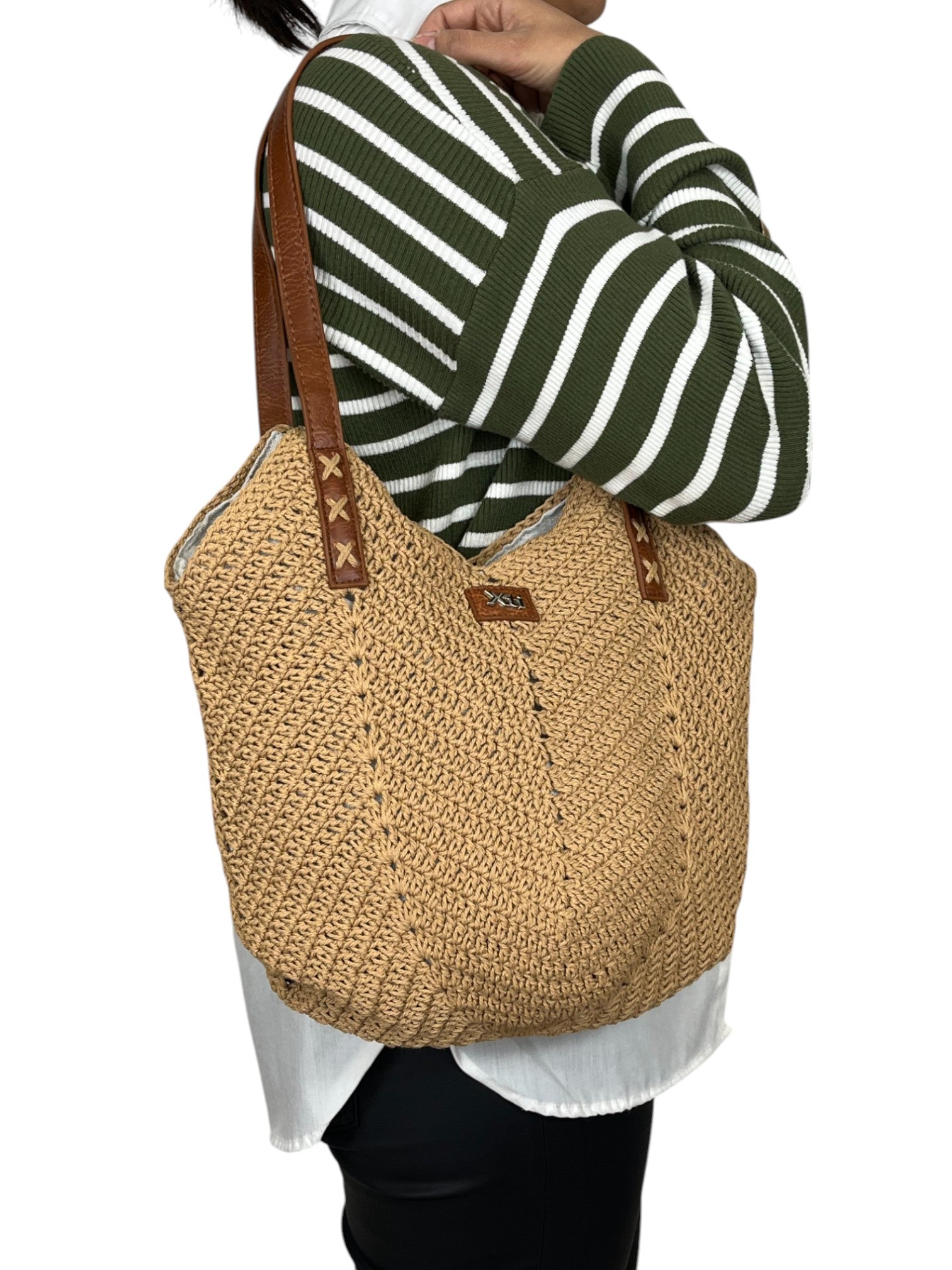 110646260717781_0000