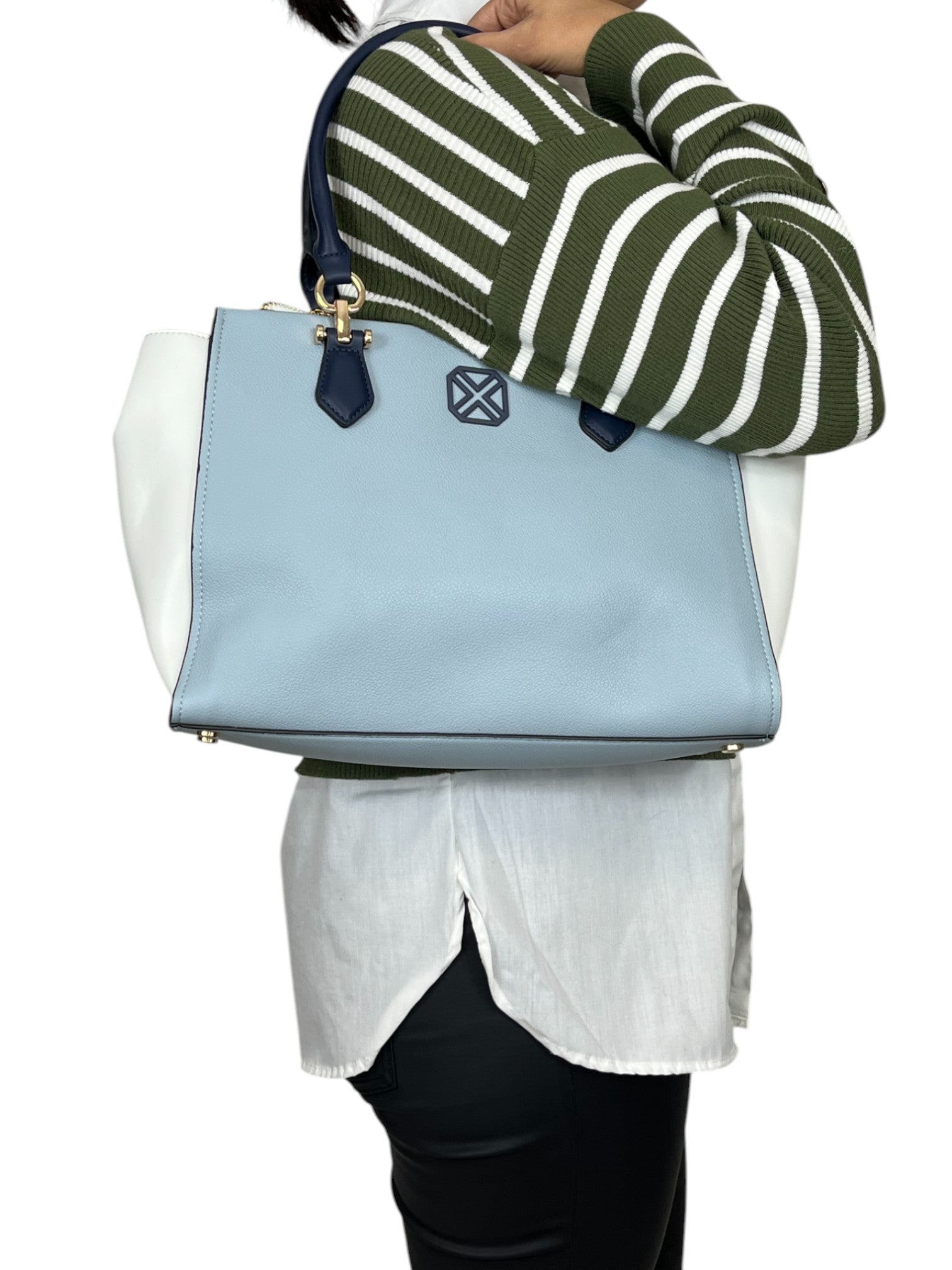 110651733103465_0000