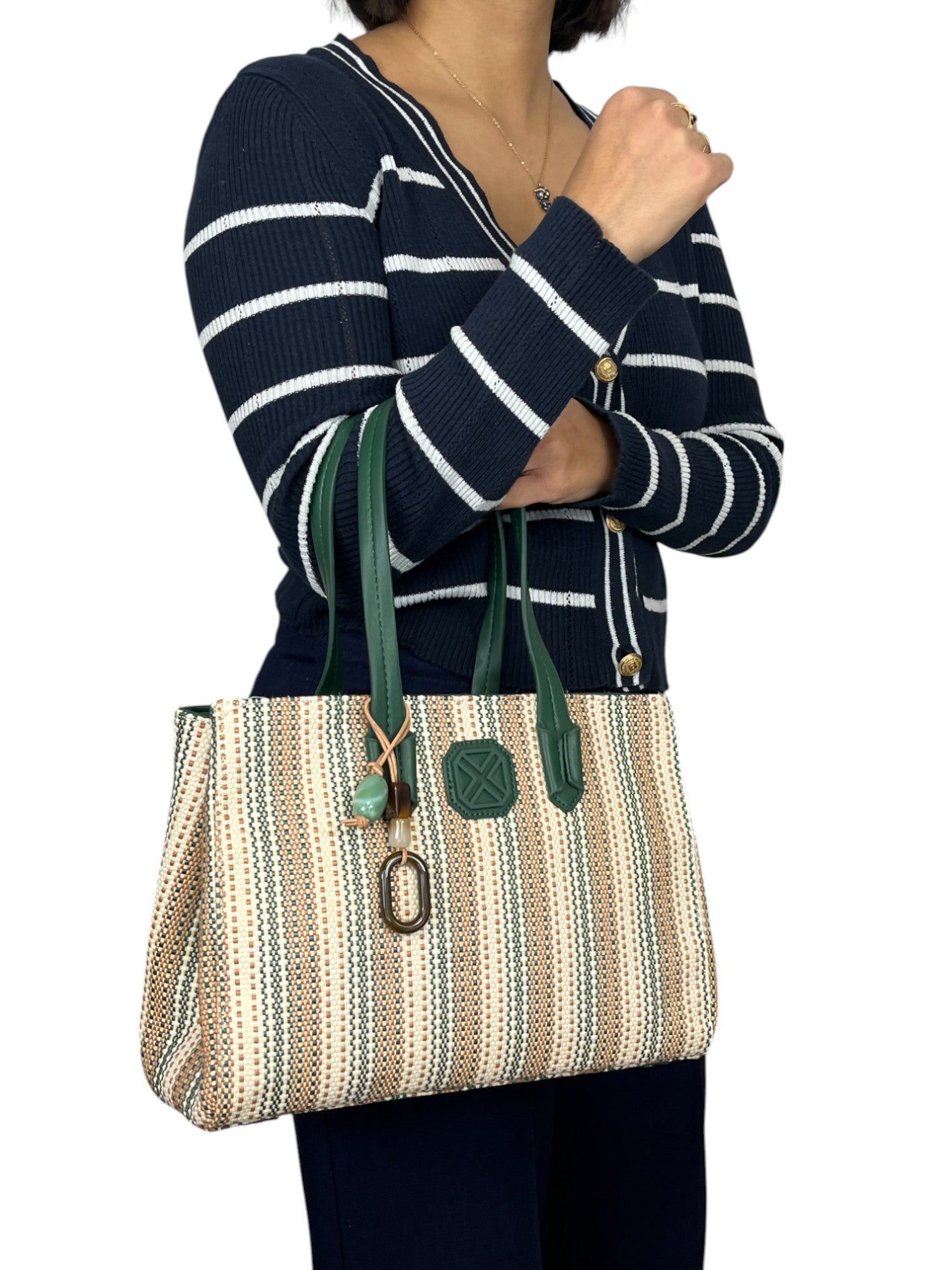 110657373009441_0000