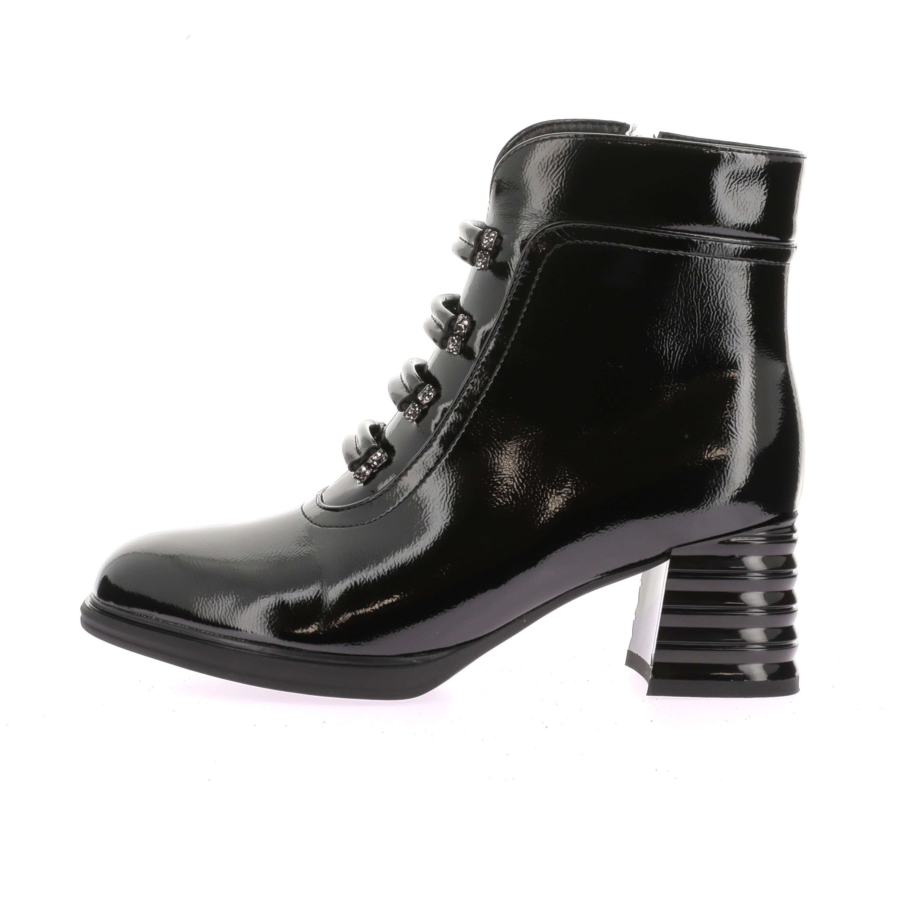 110821218682516_0000