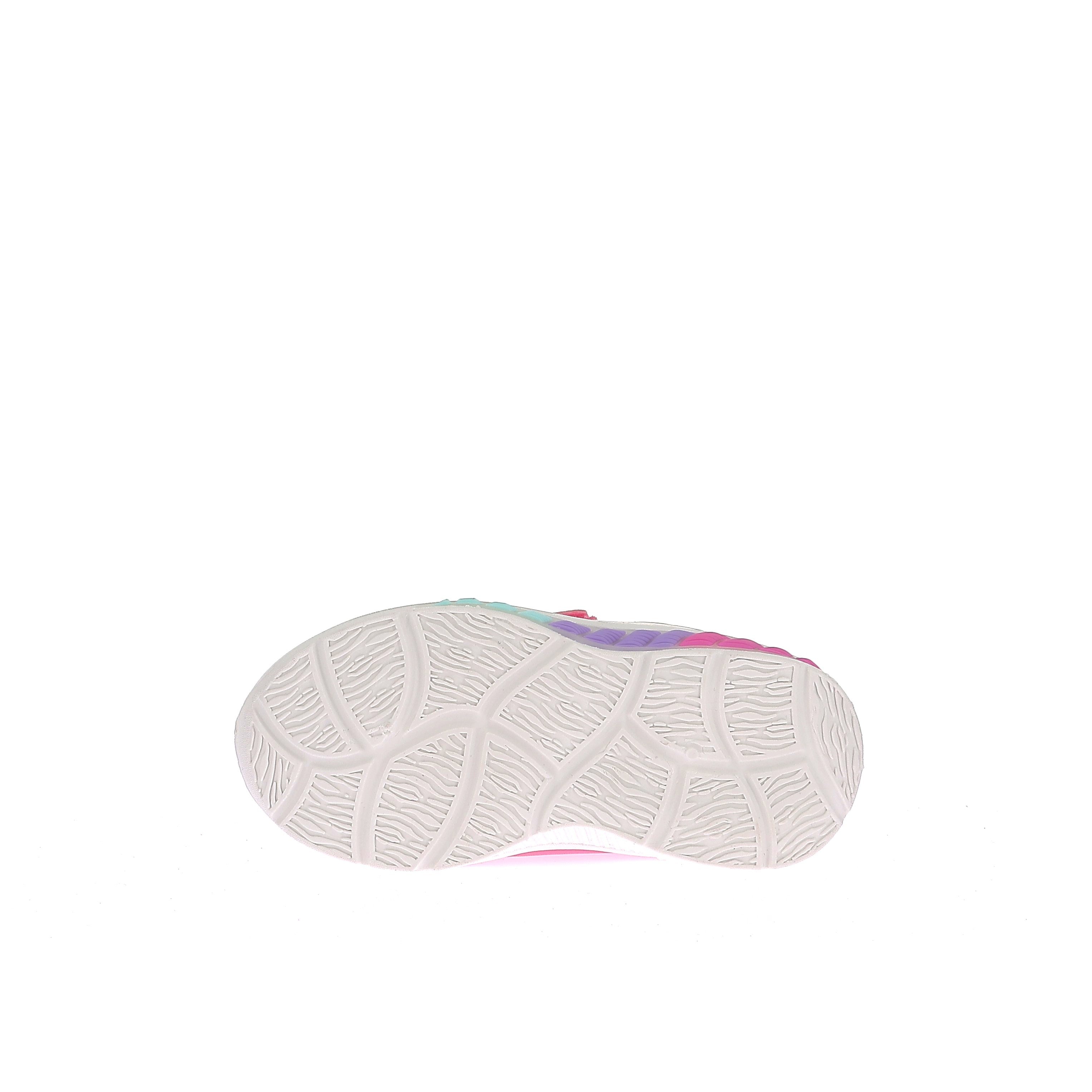 110853217844903_0005