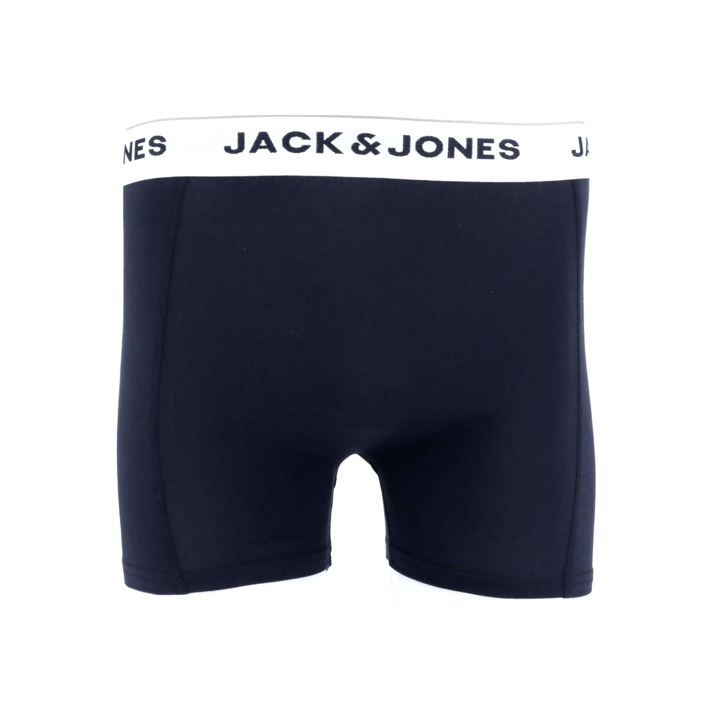 111047824943833_0001