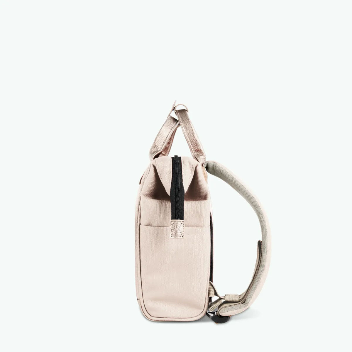 111827639556236_0004