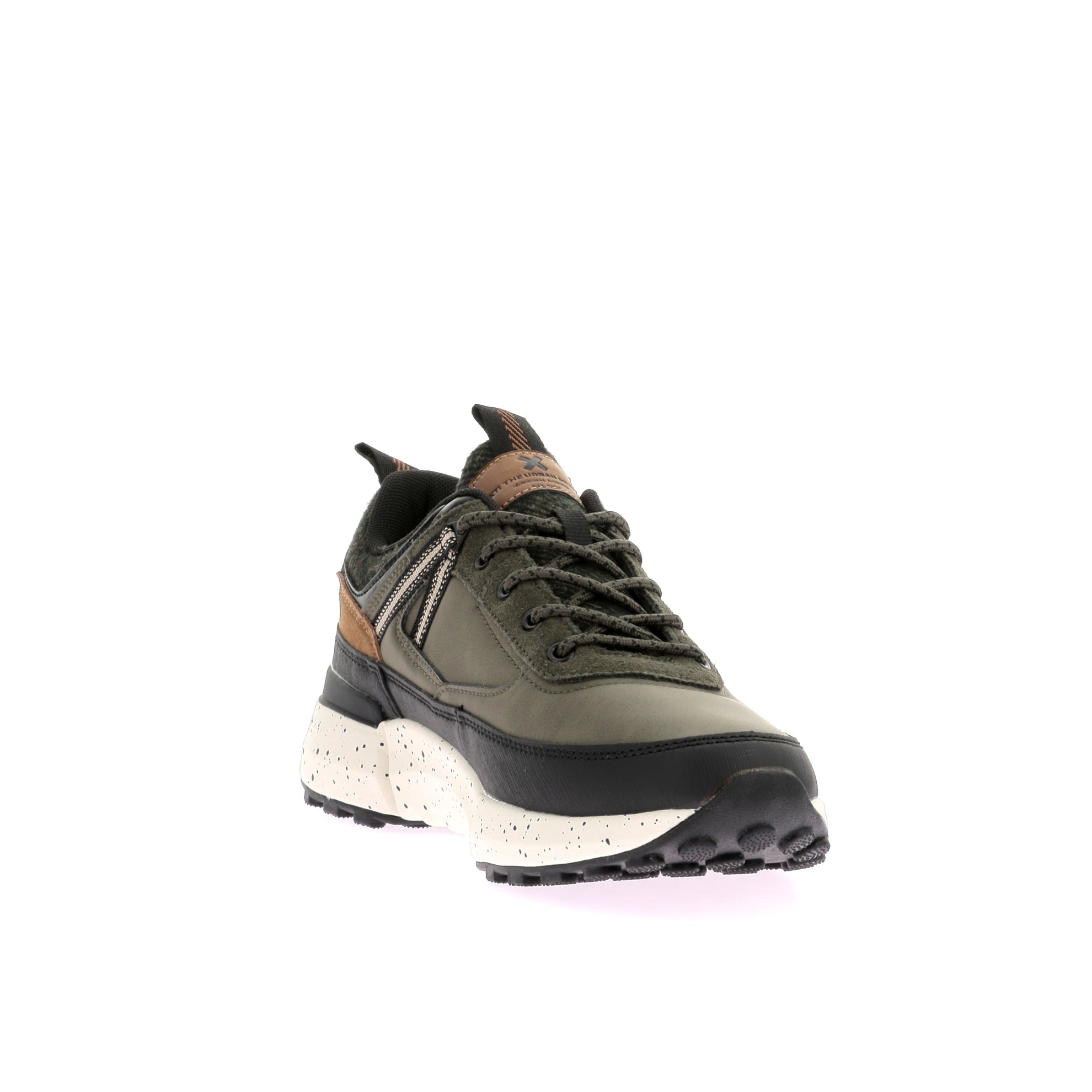 112178559903730_0002