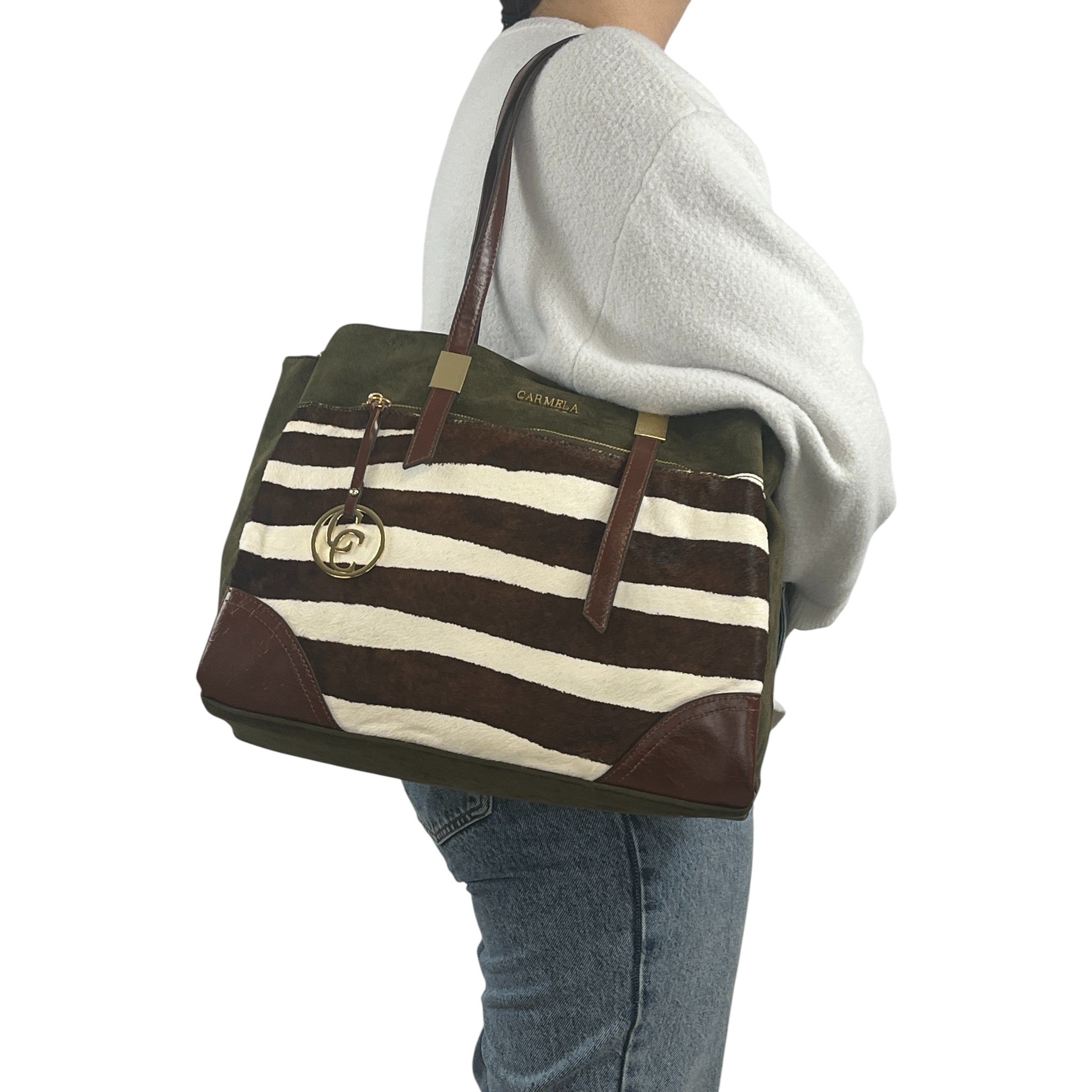 112418349831741_0000