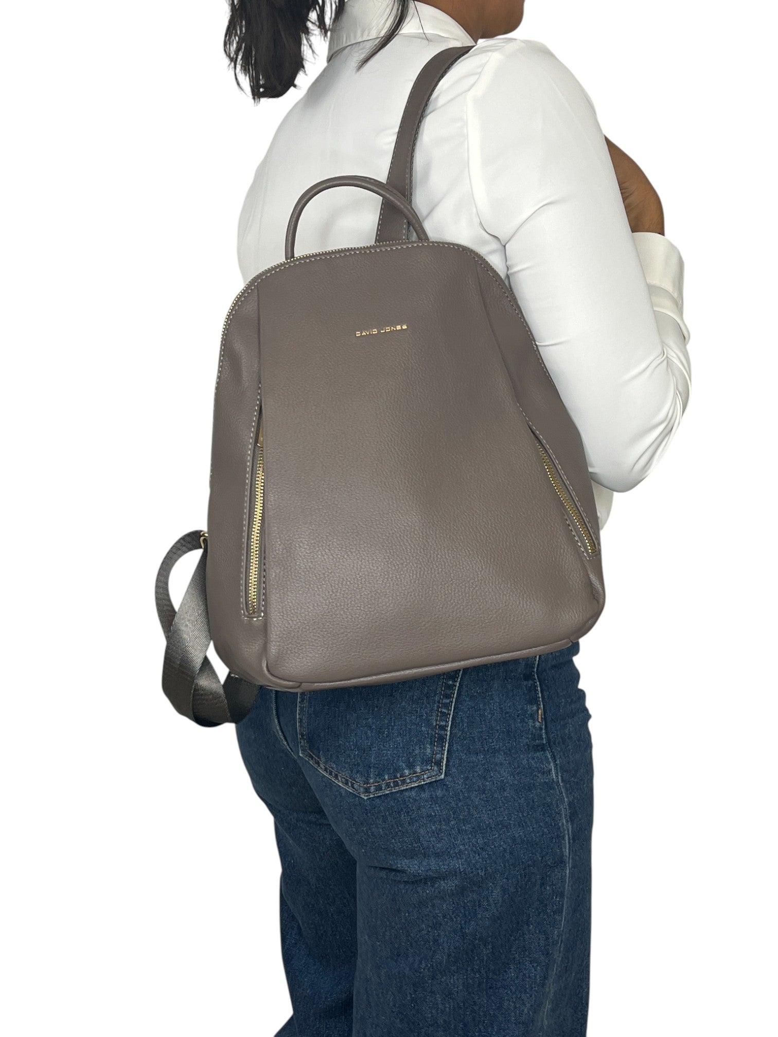 113119608403477_0000