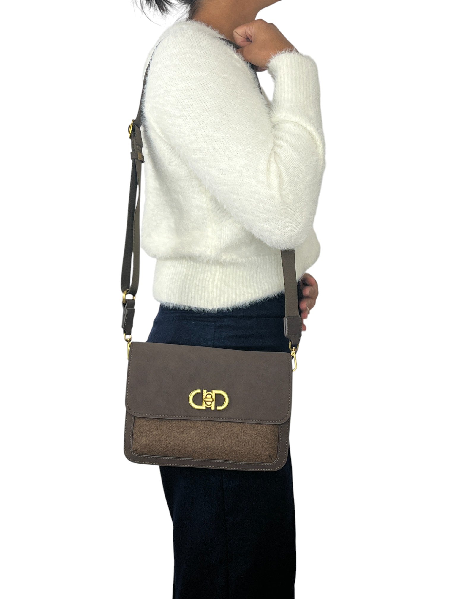 113131975990447_0001