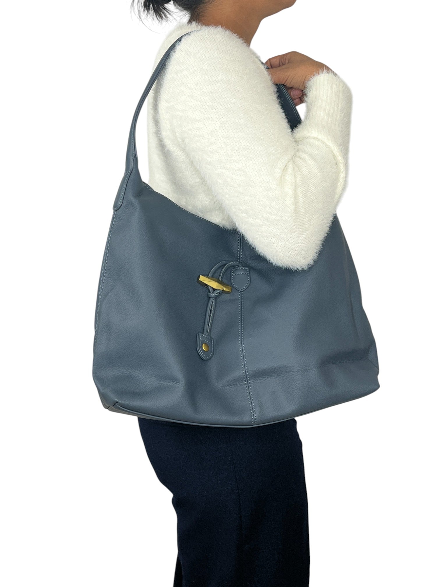 113138959647702_0000