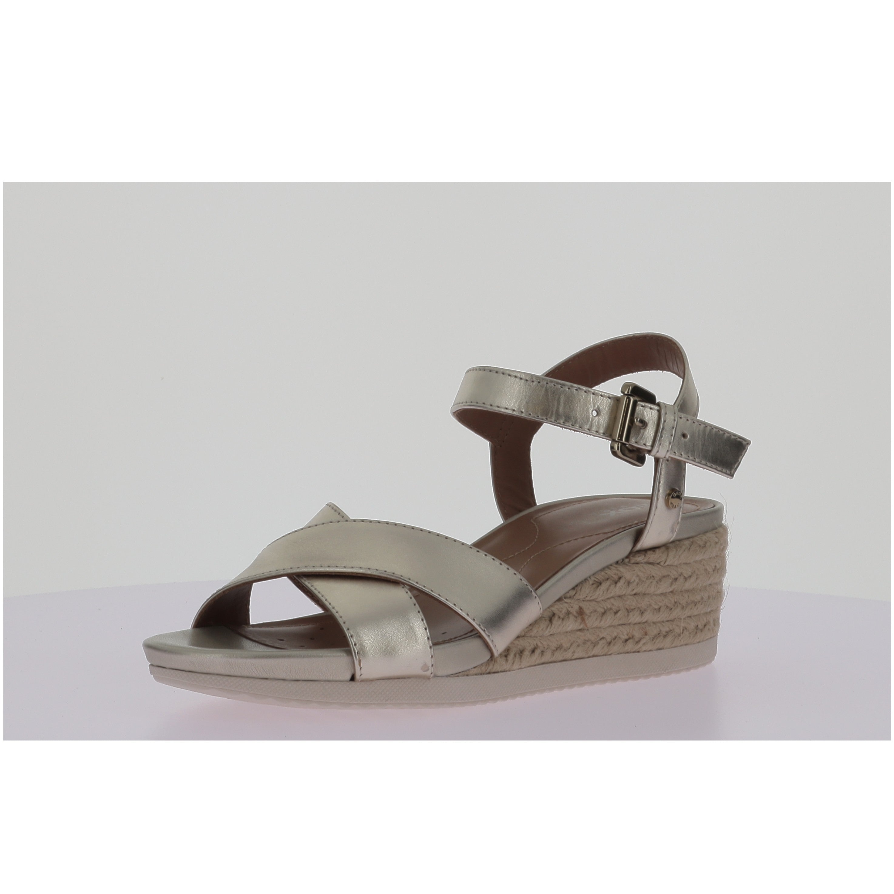 113943541183894_0001