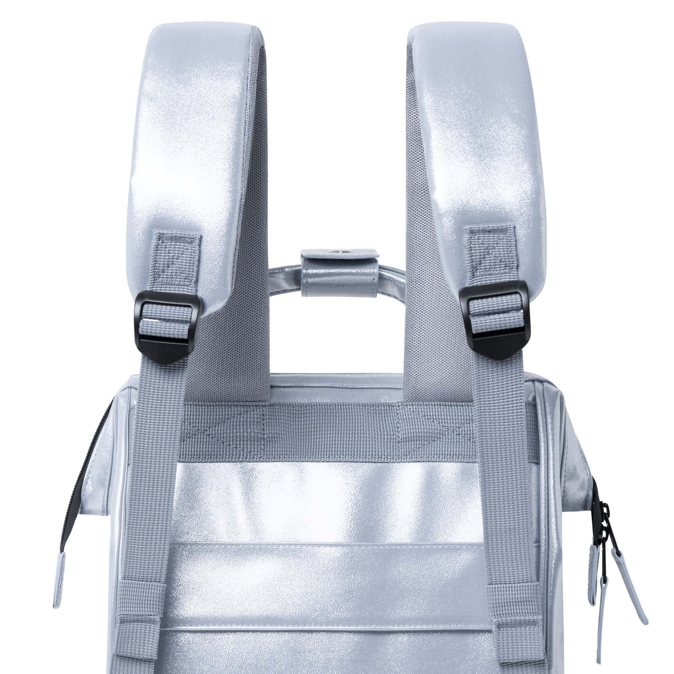 114536726621437_0008