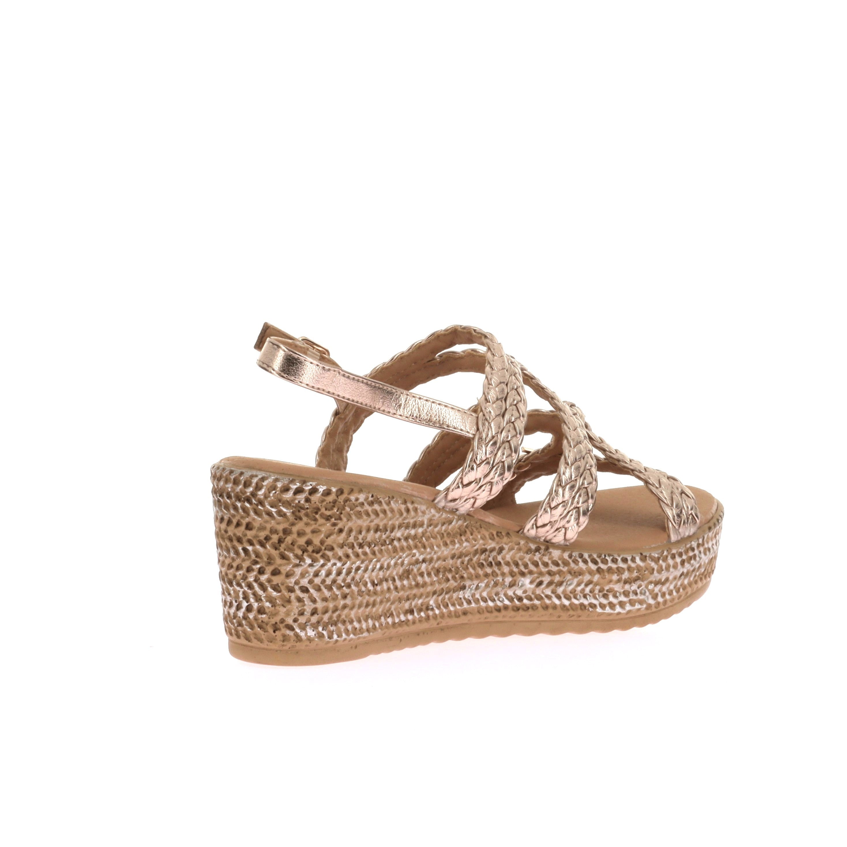 114742615835667_0003