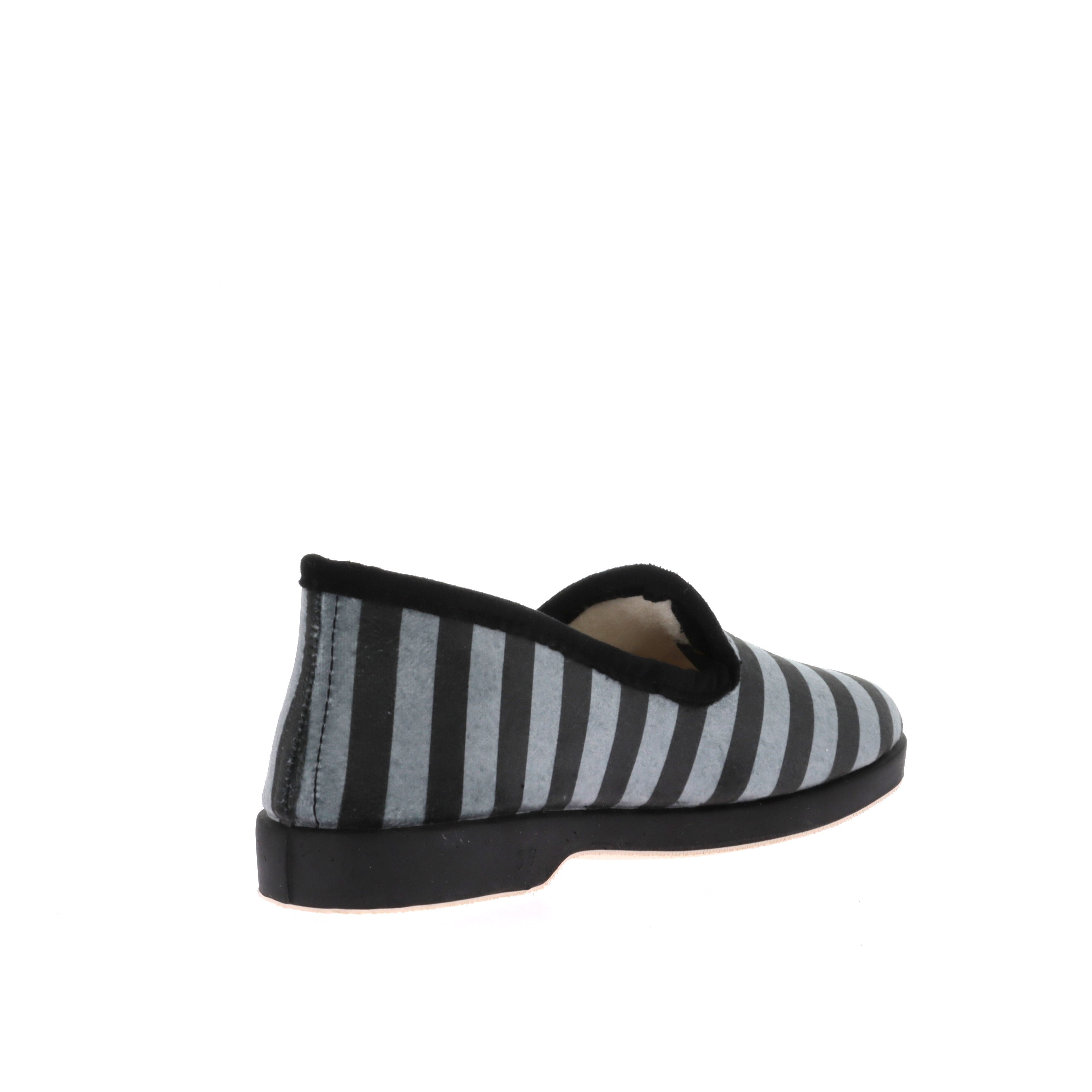 115840203313788_0003