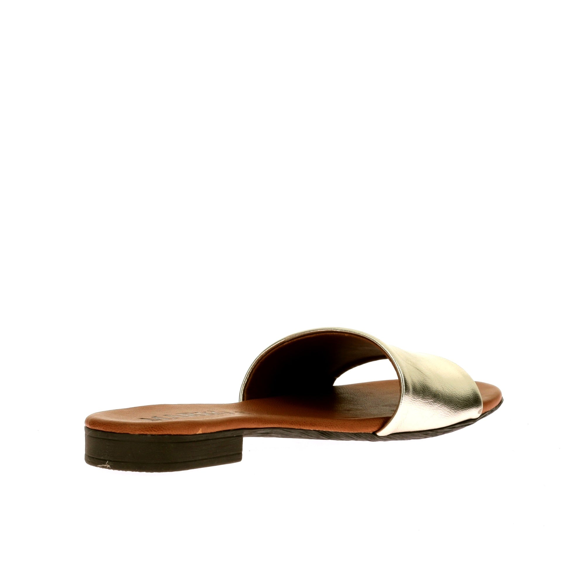 00100000201040380_0003