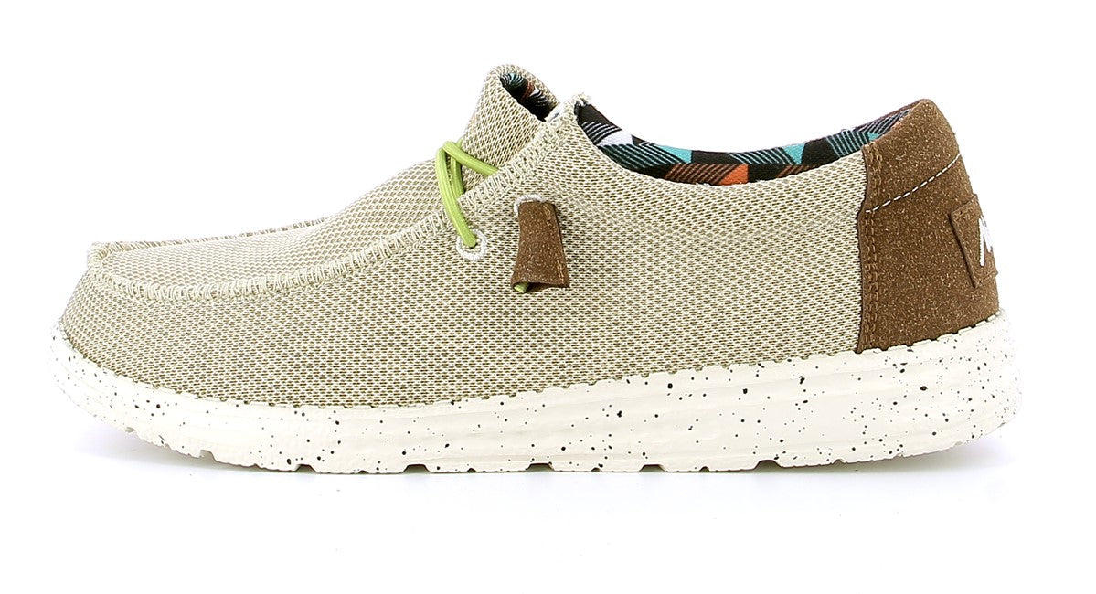 00100001111011640_0000