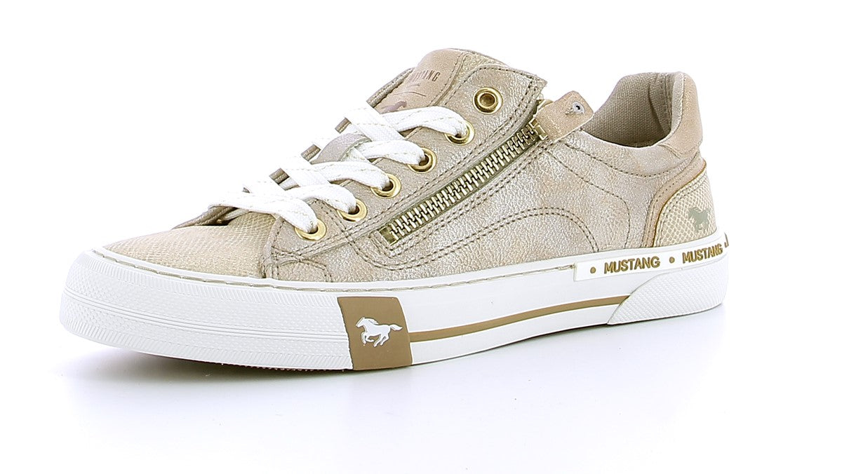 00100010861019180_0001