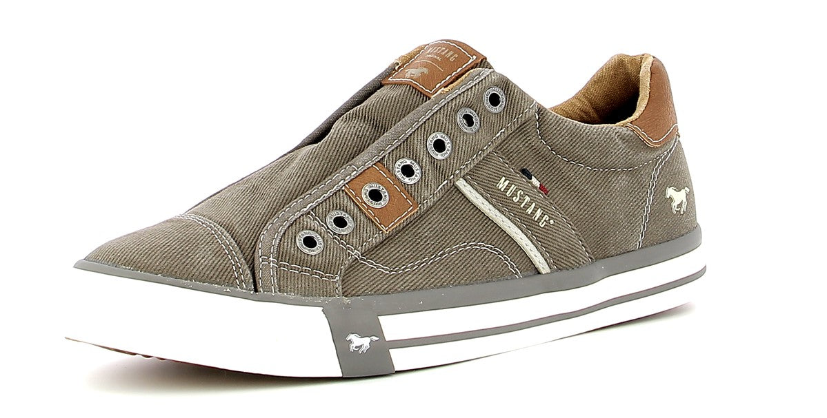 0010001087110817189_0001