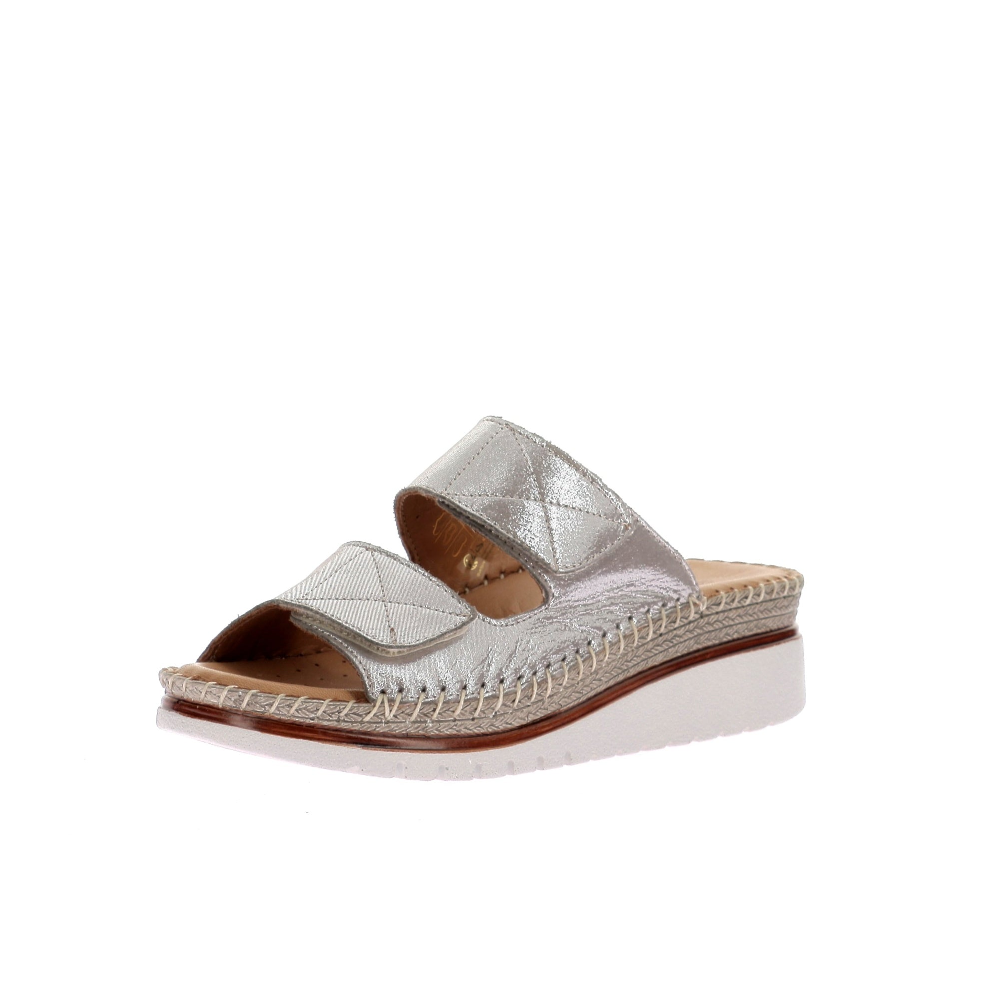 0010001361340898249_0001