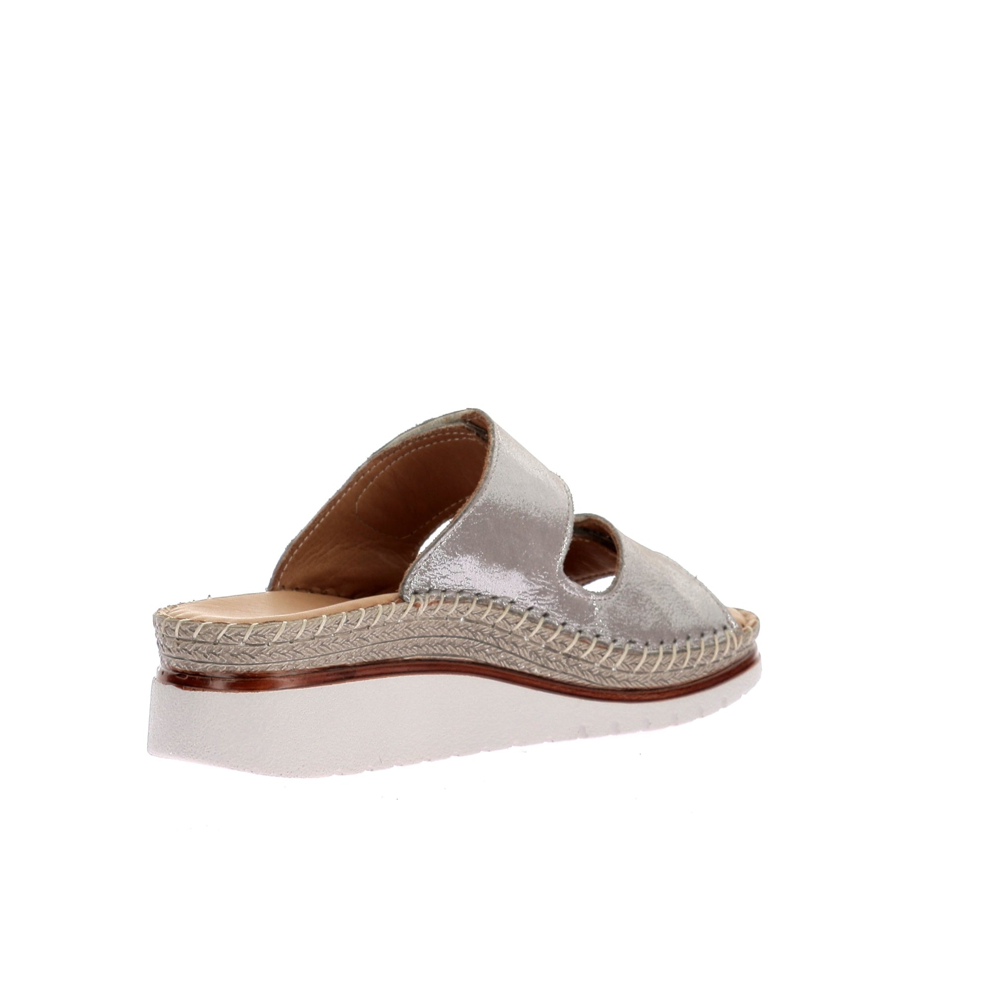 0010001361340898249_0003