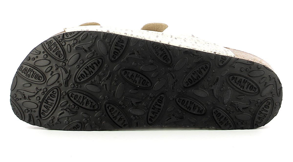 0010001641302924050_0005