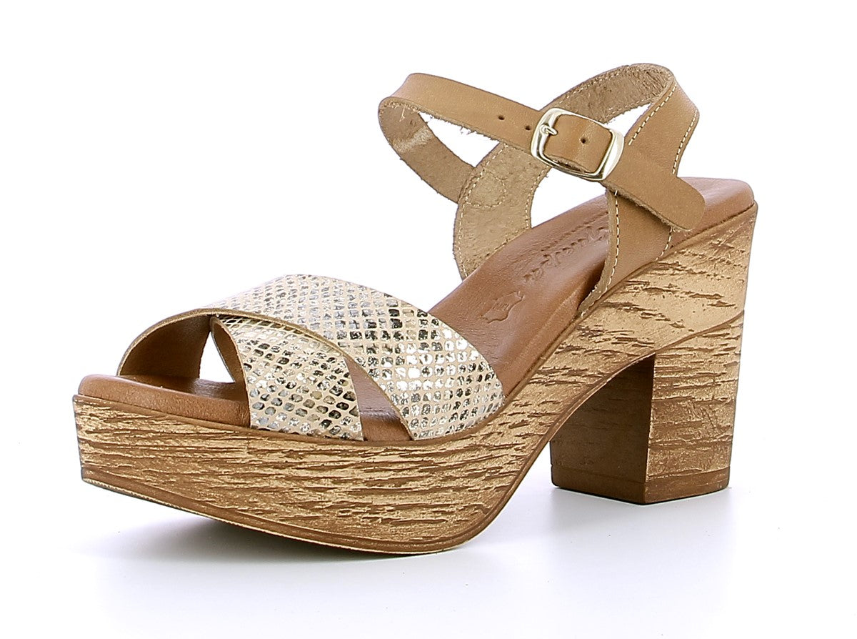 0010001676659561588_0001