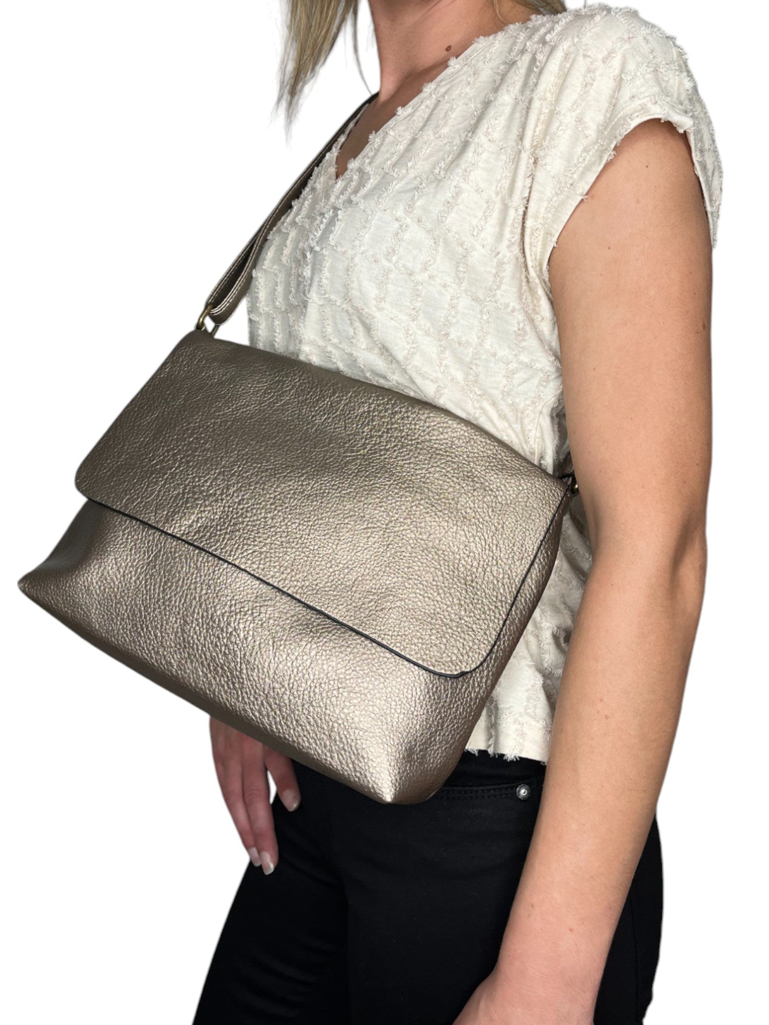 103088774038387_0002