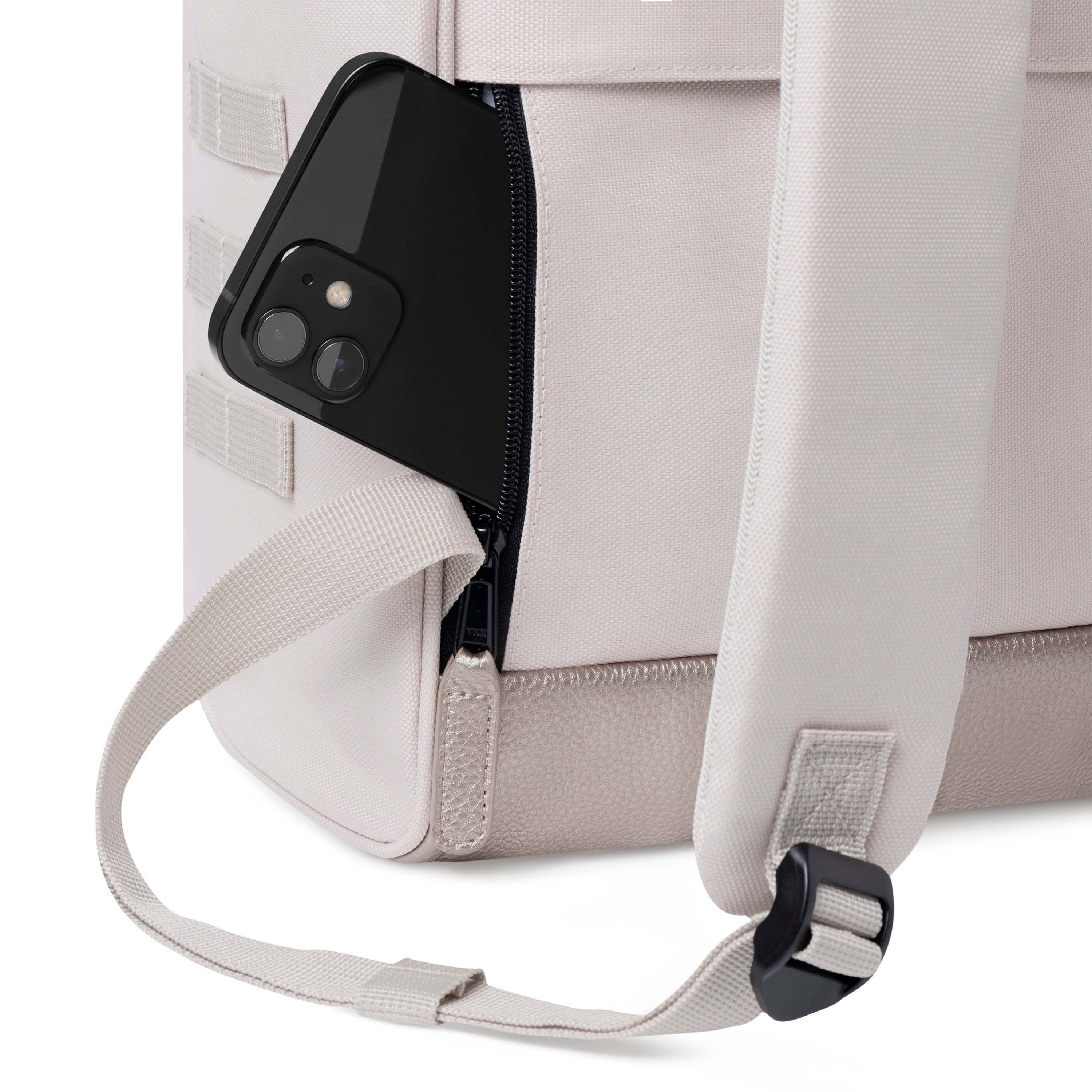 103330639556236_0008