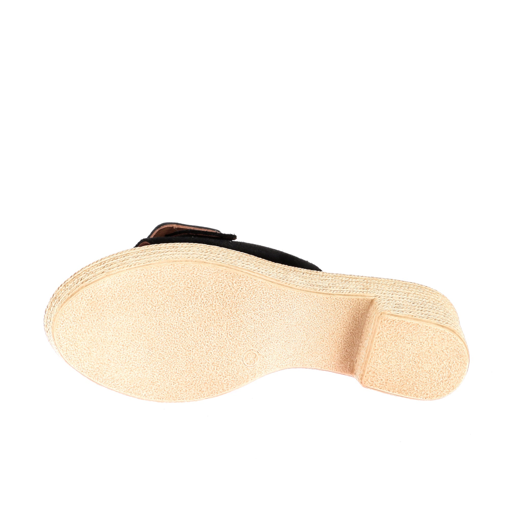 103698139841011_0005