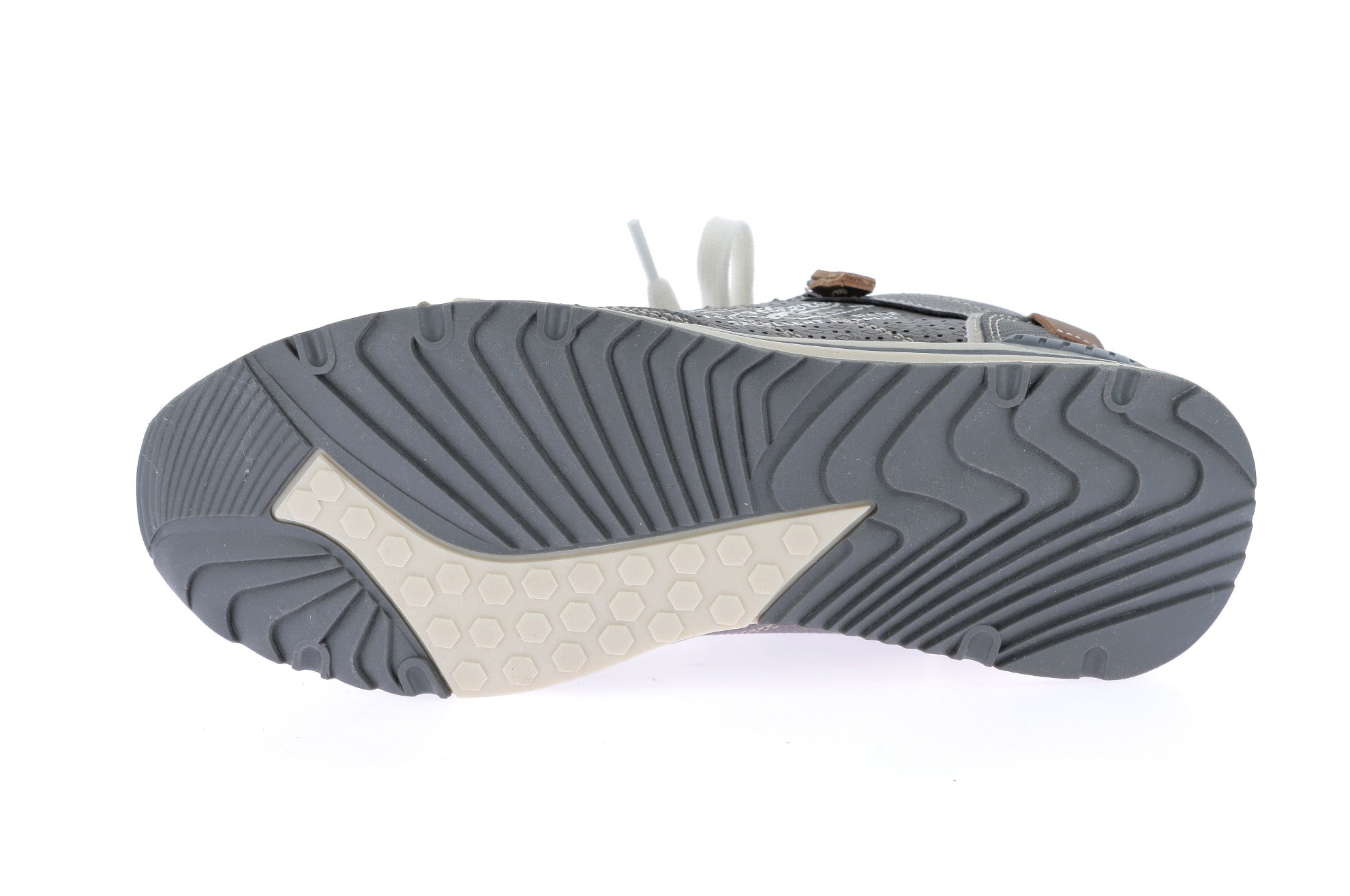 104214110817189_0005