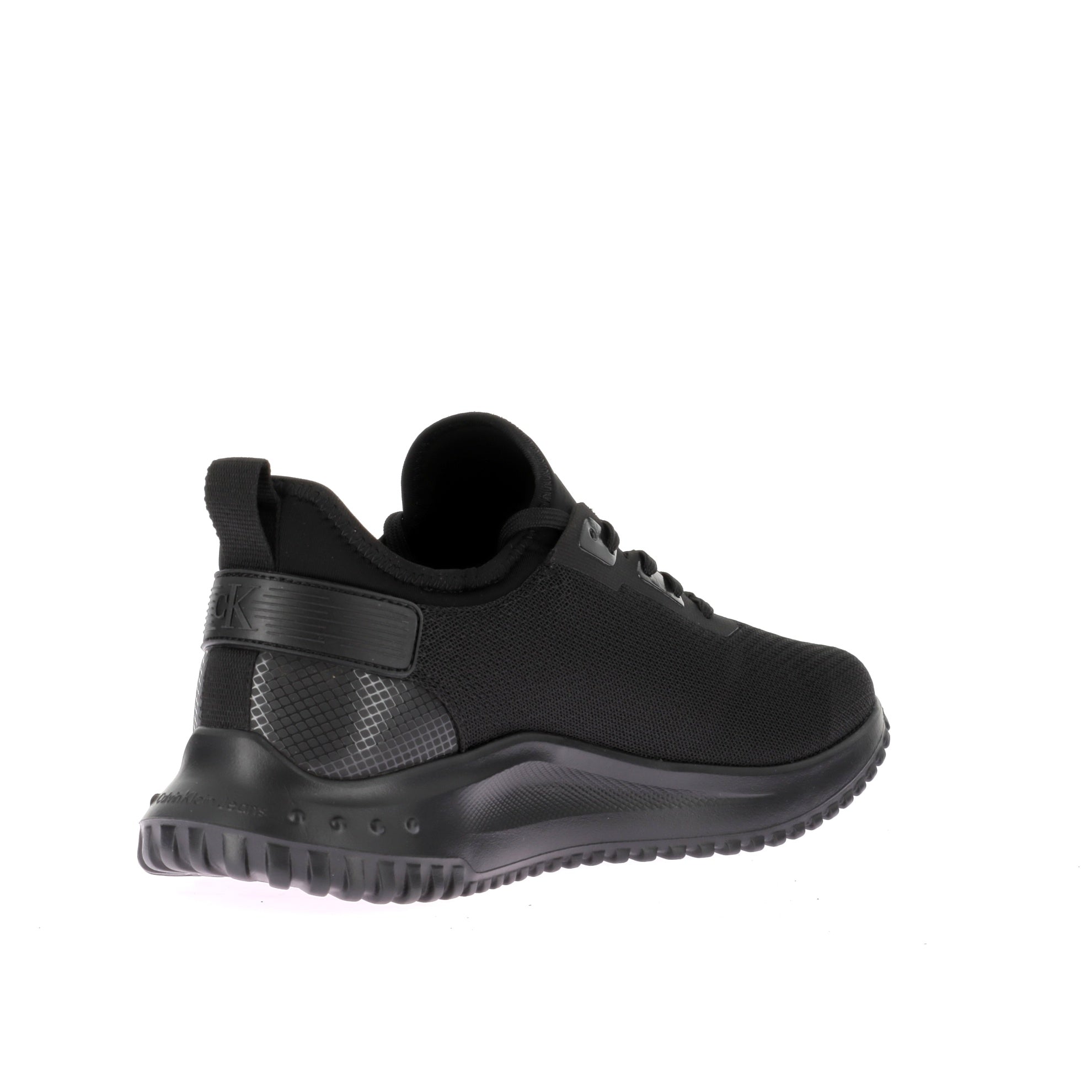 104930912476747_0003