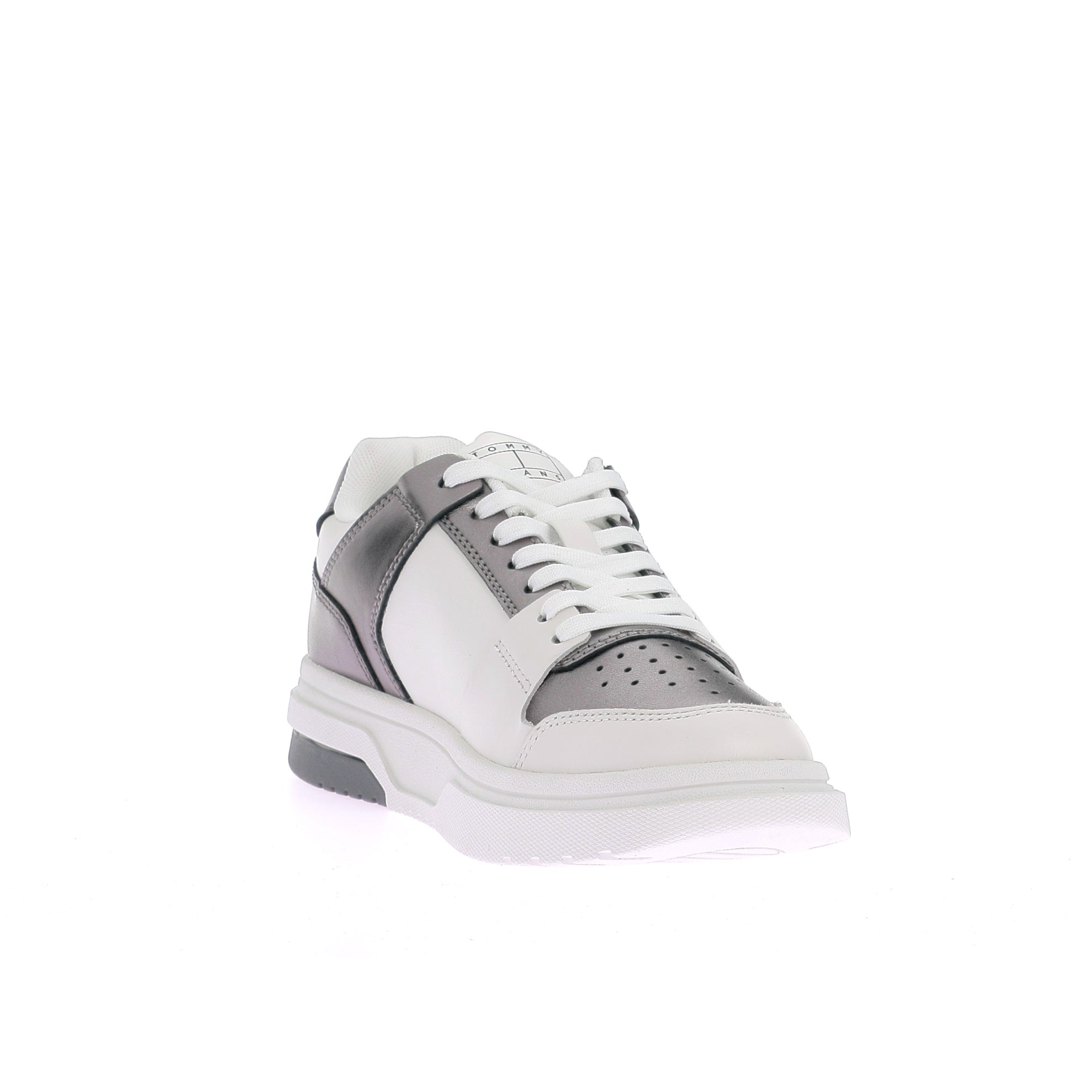 104957882000954_0002