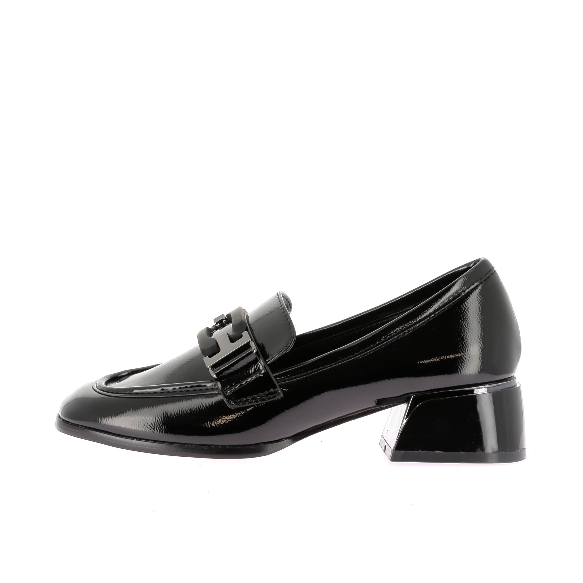 105893716729387_0000