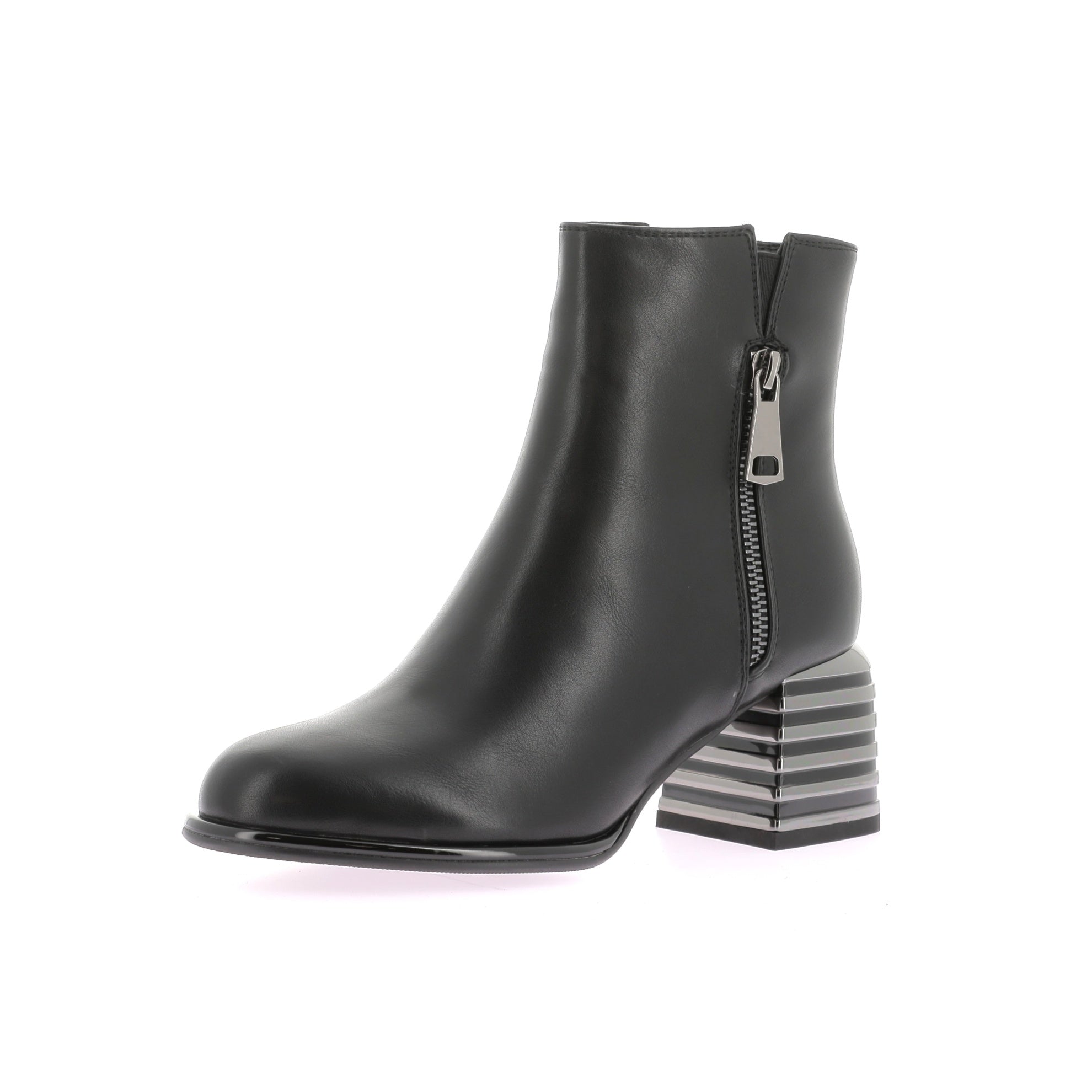 105895569245649_0001