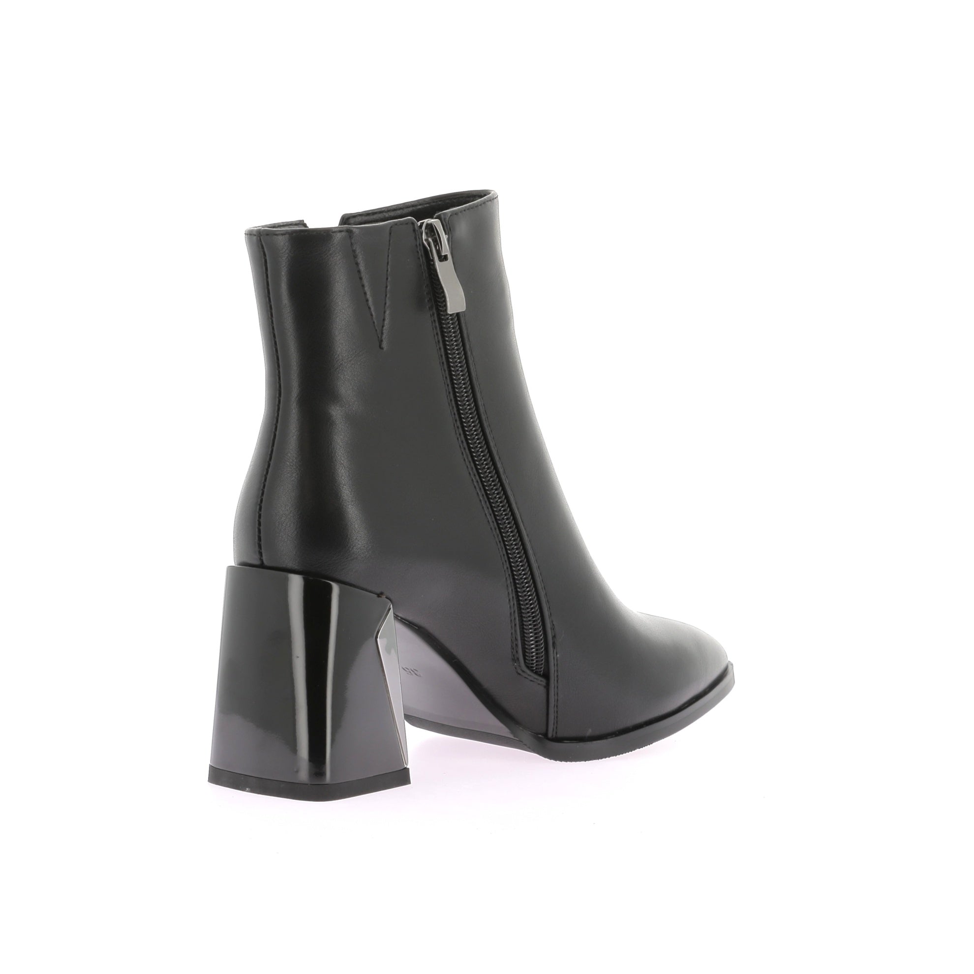 105898569245649_0003