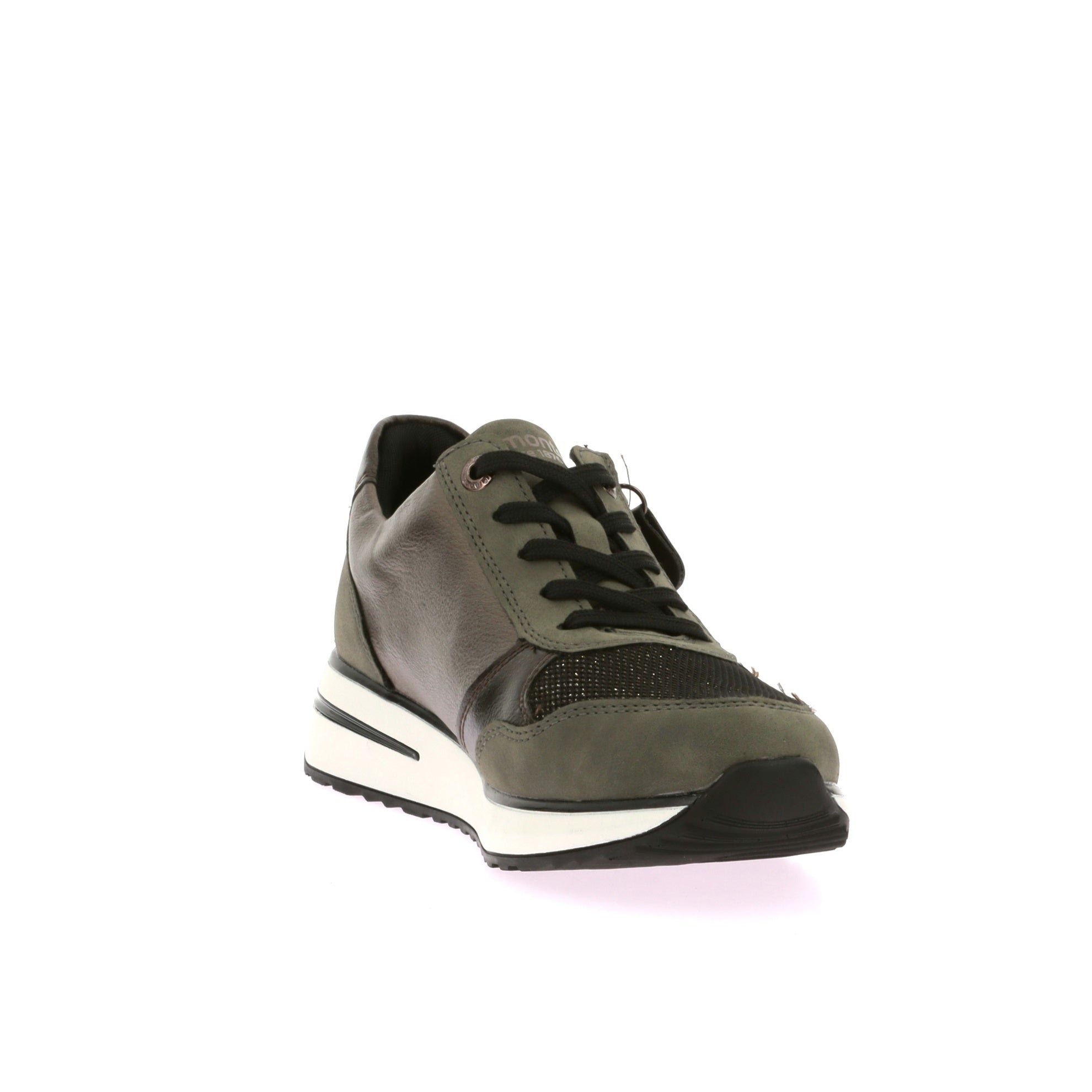 106029171360440_0002