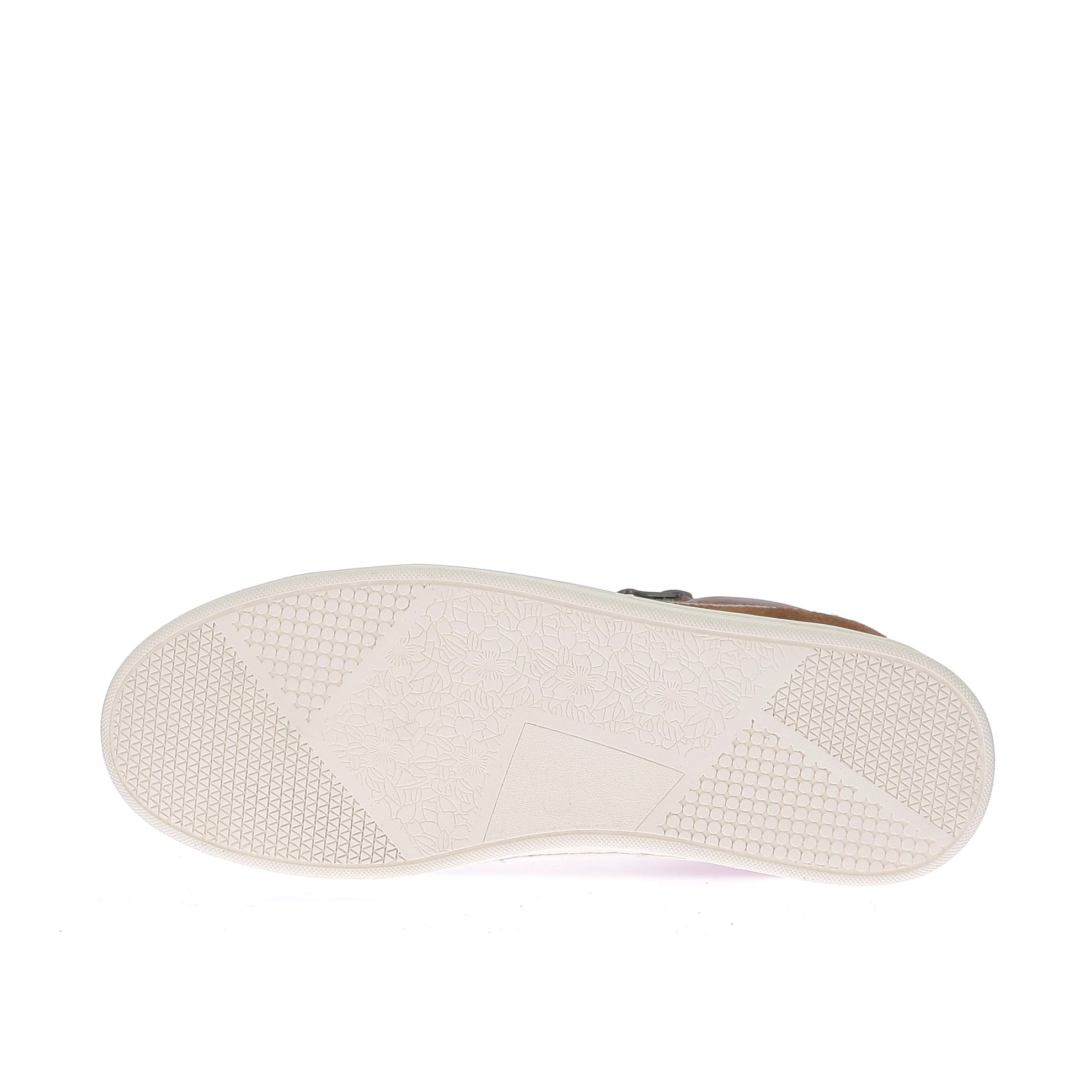 106697989061843_0005