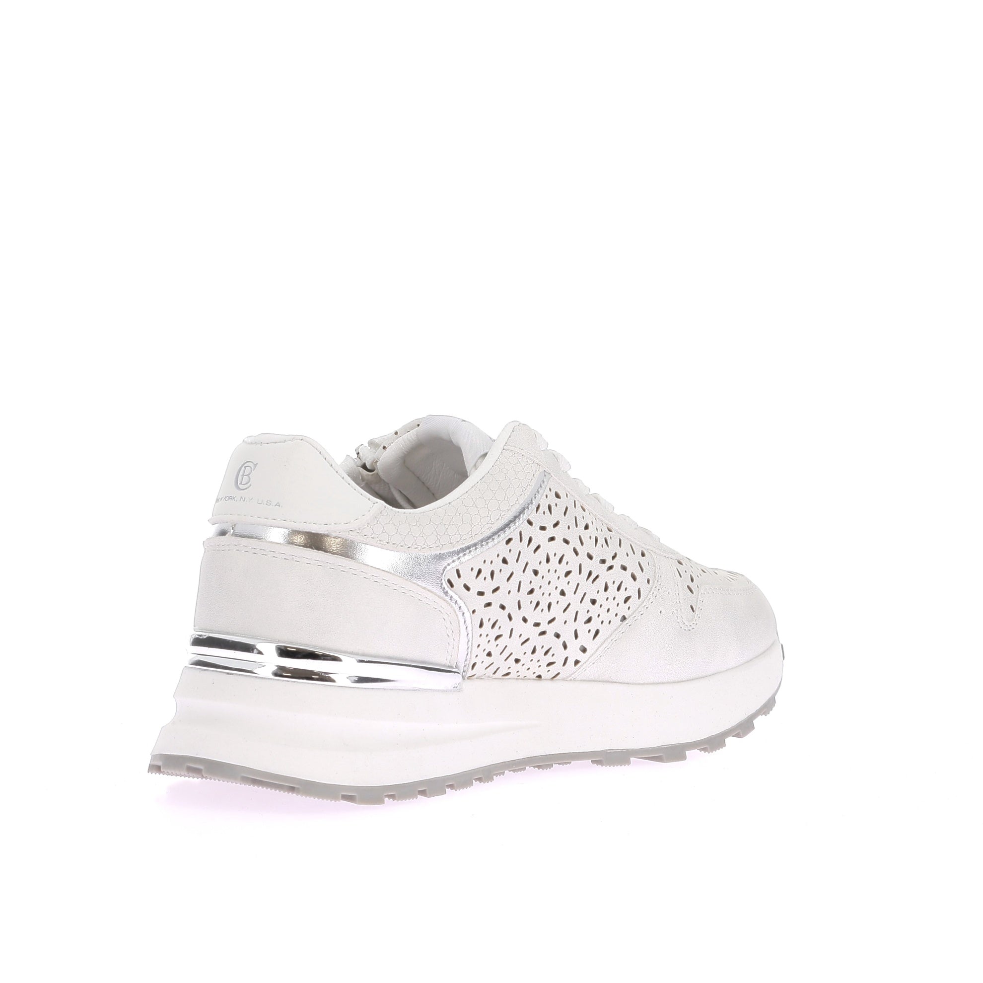 106817948136474_0003