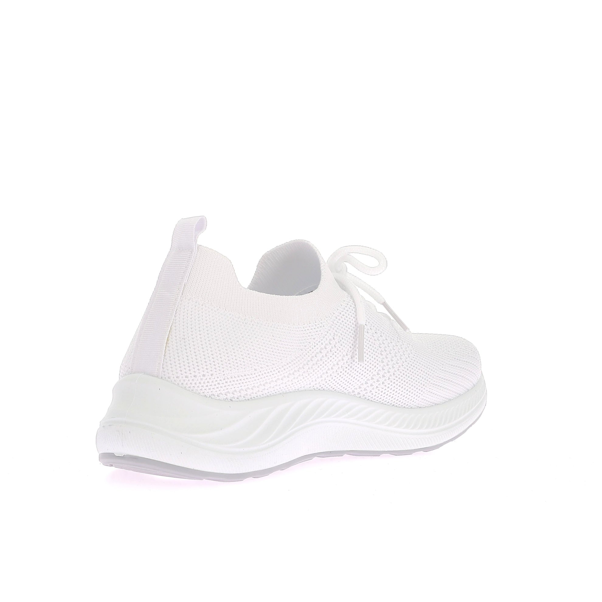 106819902123220_0003