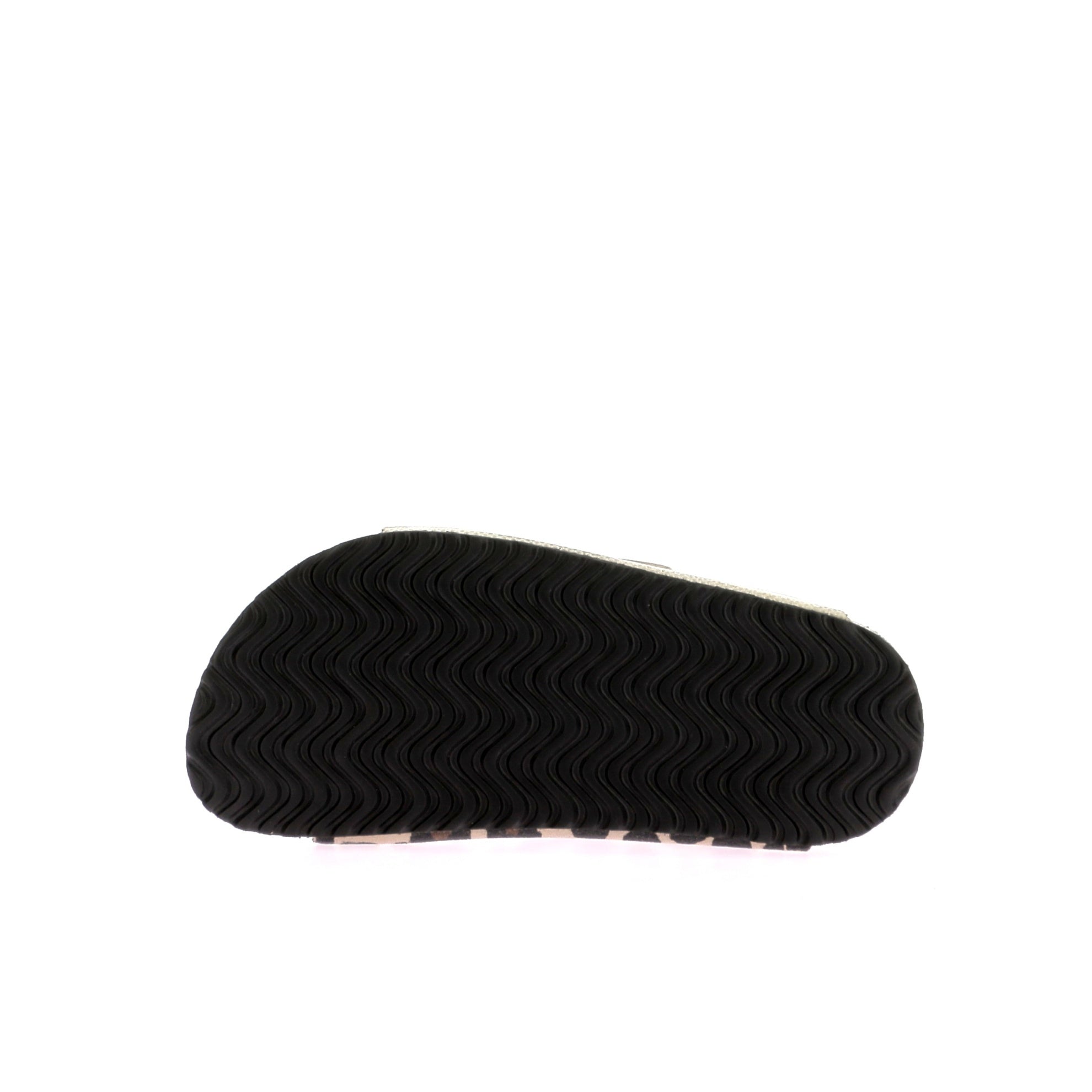 107430639313663_0005